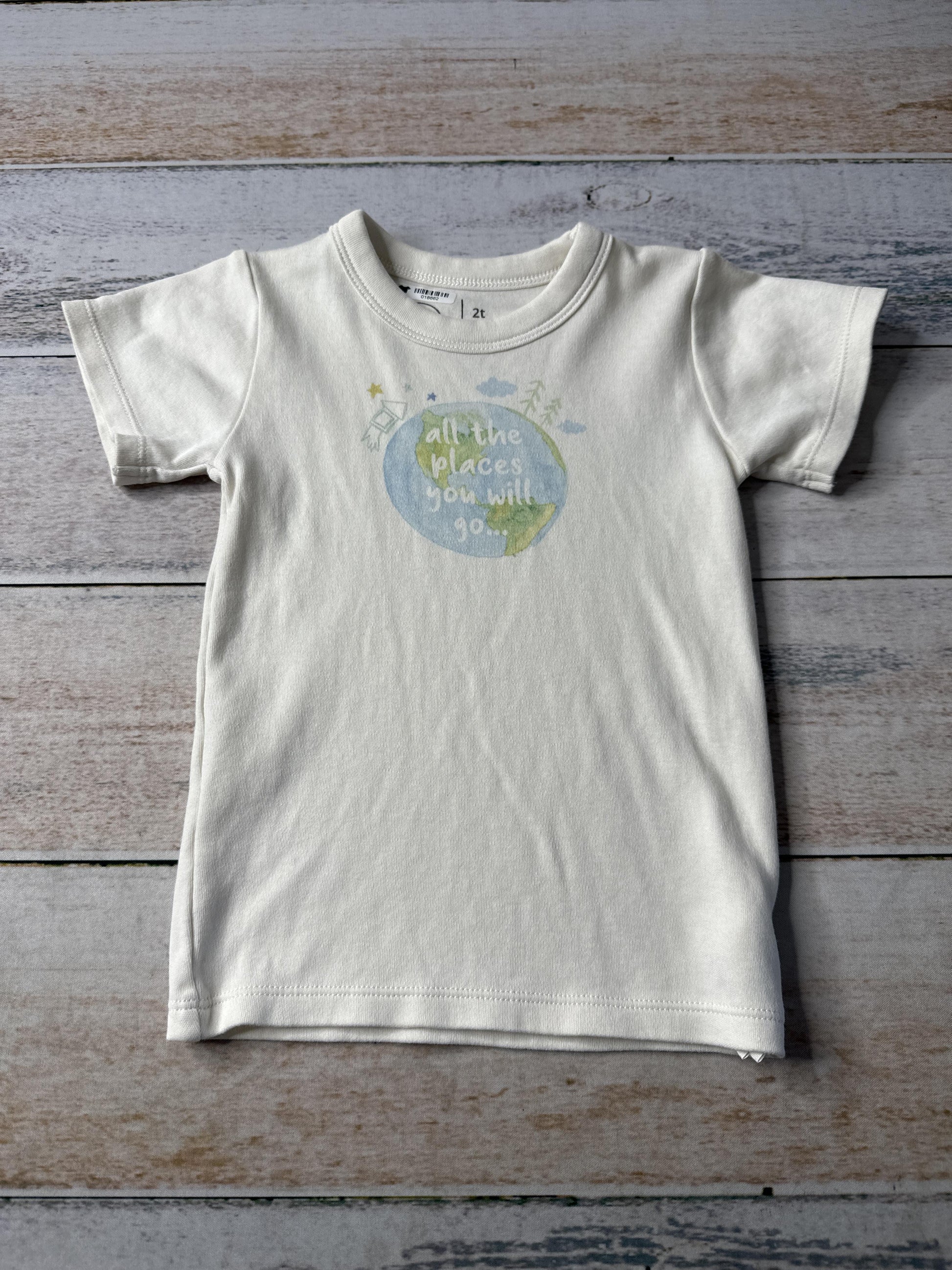 Finn + Emma Unisex T-Shirt Size: 2T
