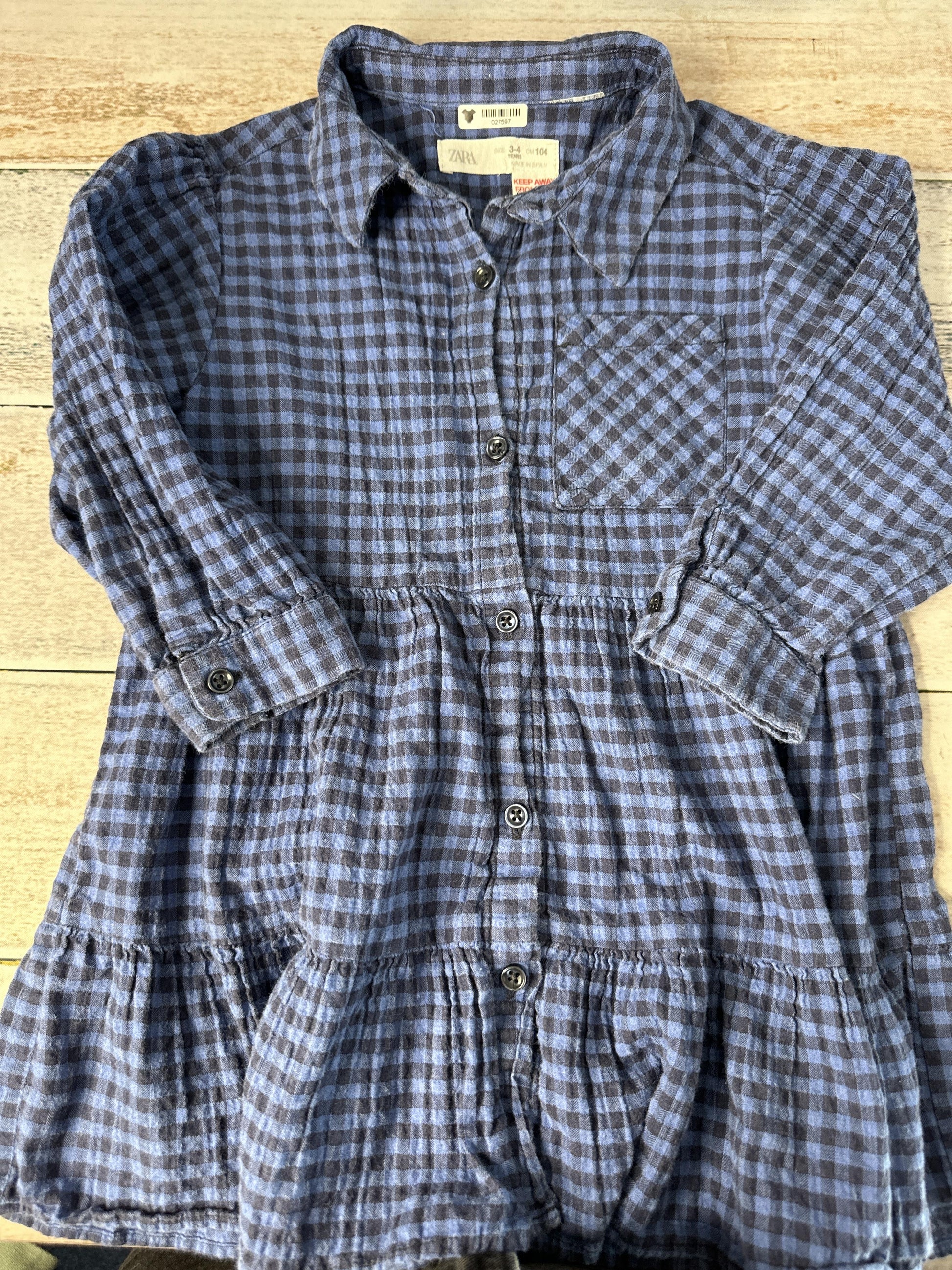 Girls Dress Size: 3-4 Years