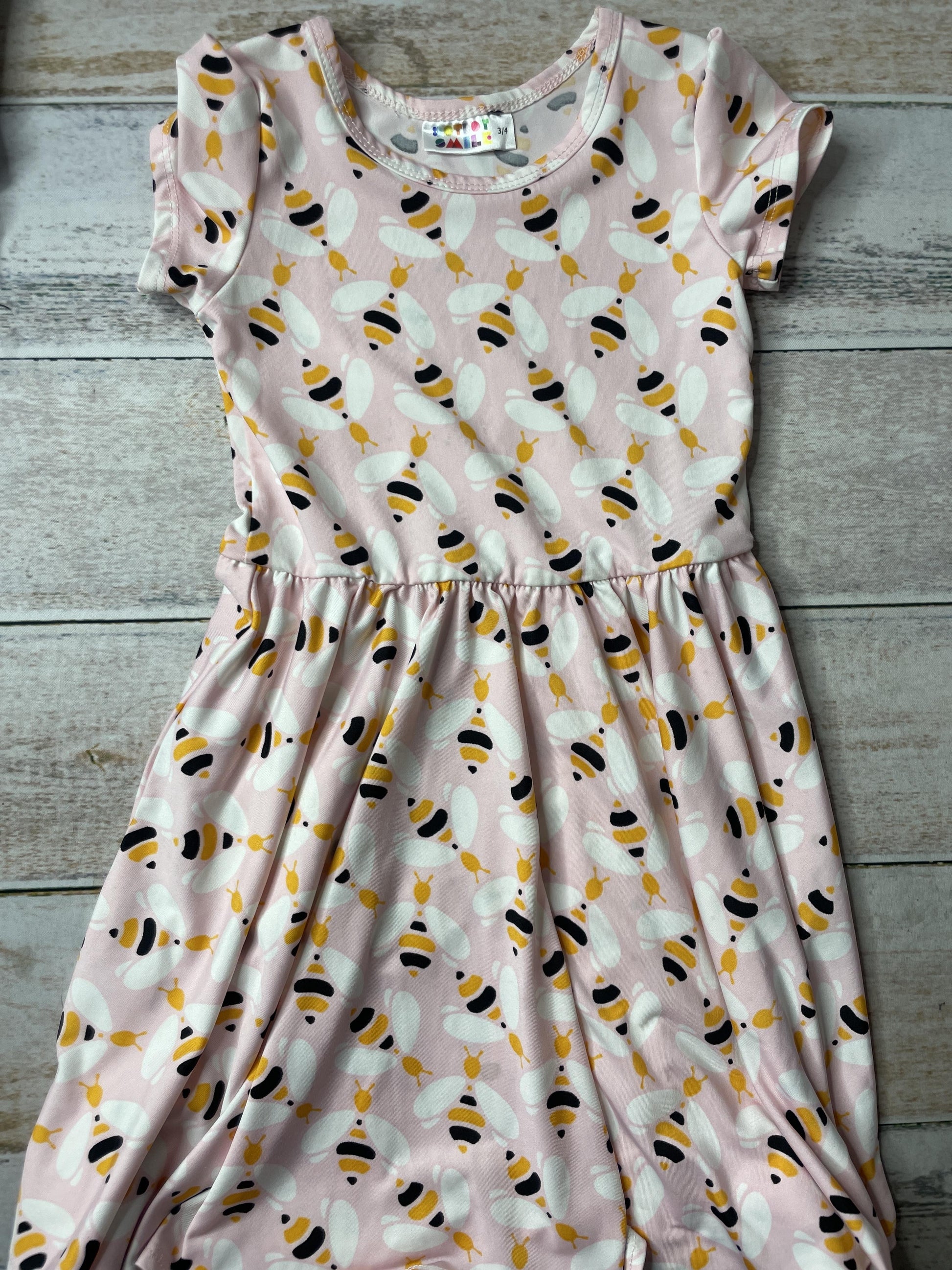 Girls Dress Size: 3-4 Years