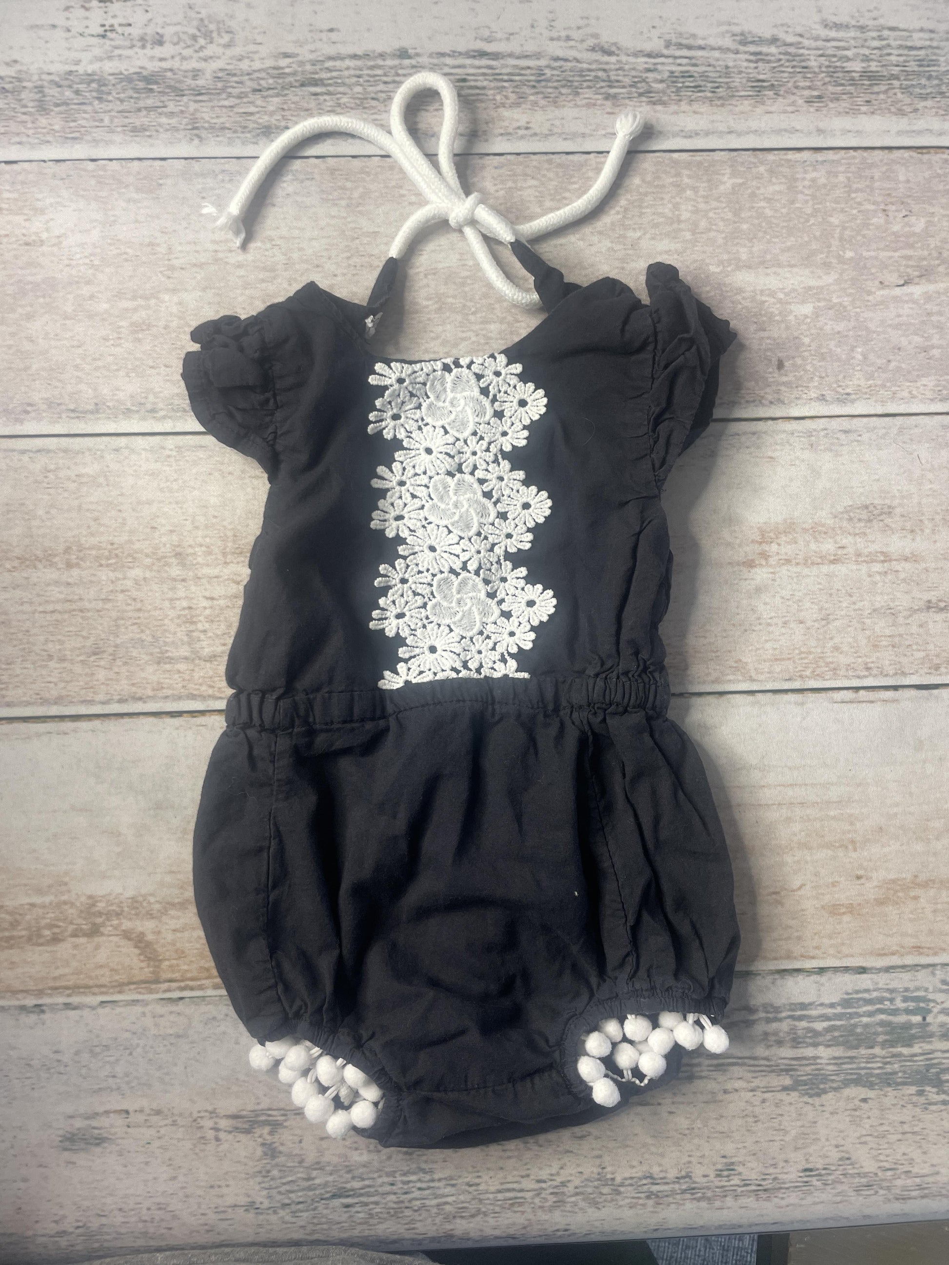 Unisex Onesie Size: 3-6 months
