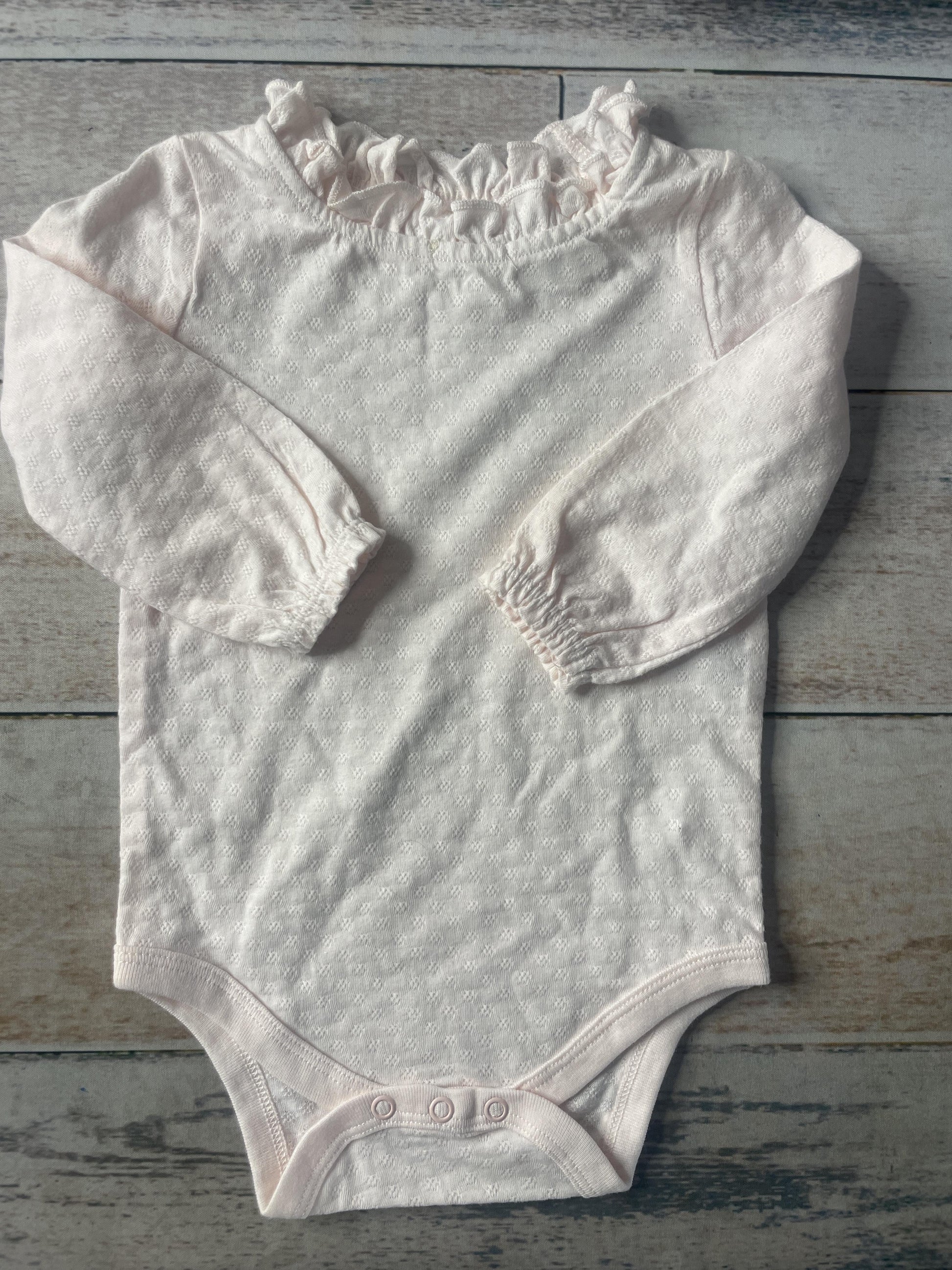 Unisex Long Sleeve Outfit Size: 3-6 months