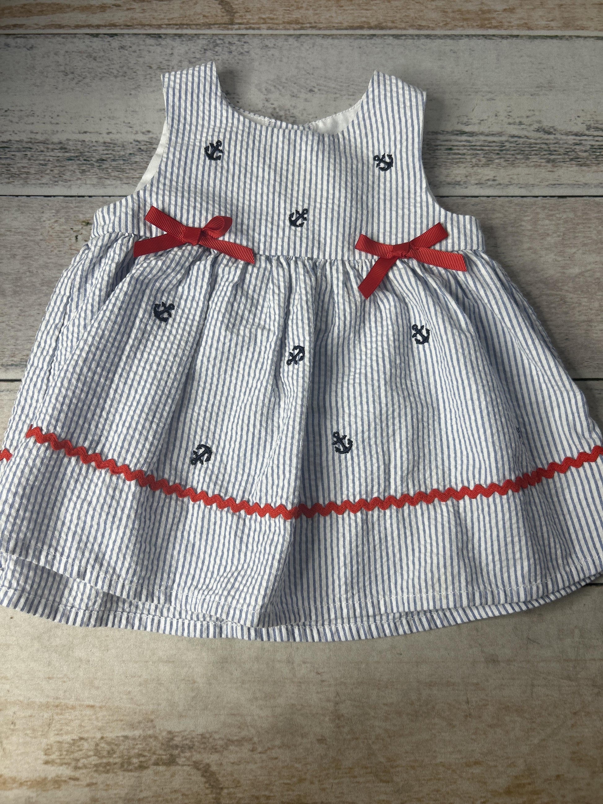 Girls Dress Size: 3-6 months