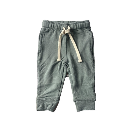 BabySprouts co Unisex Pants Size: 3-6 months