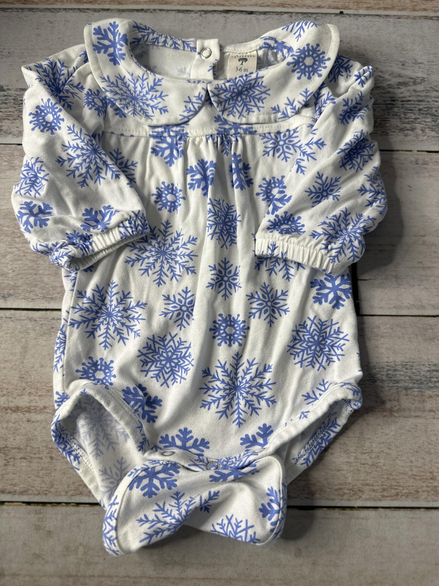 Unisex Onesie Size: 3-6 months
