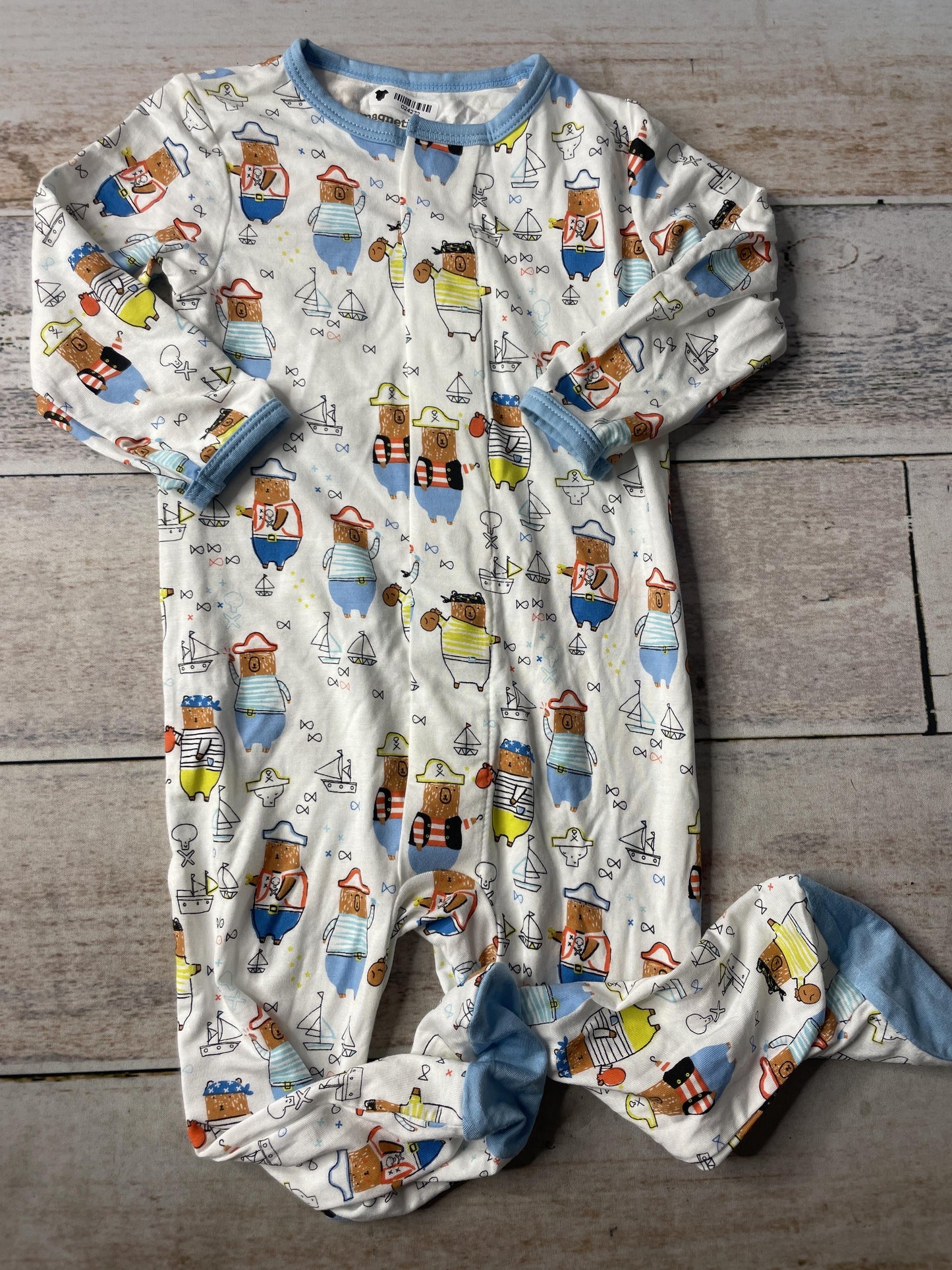 Unisex Pajamas Size: 3-6 months