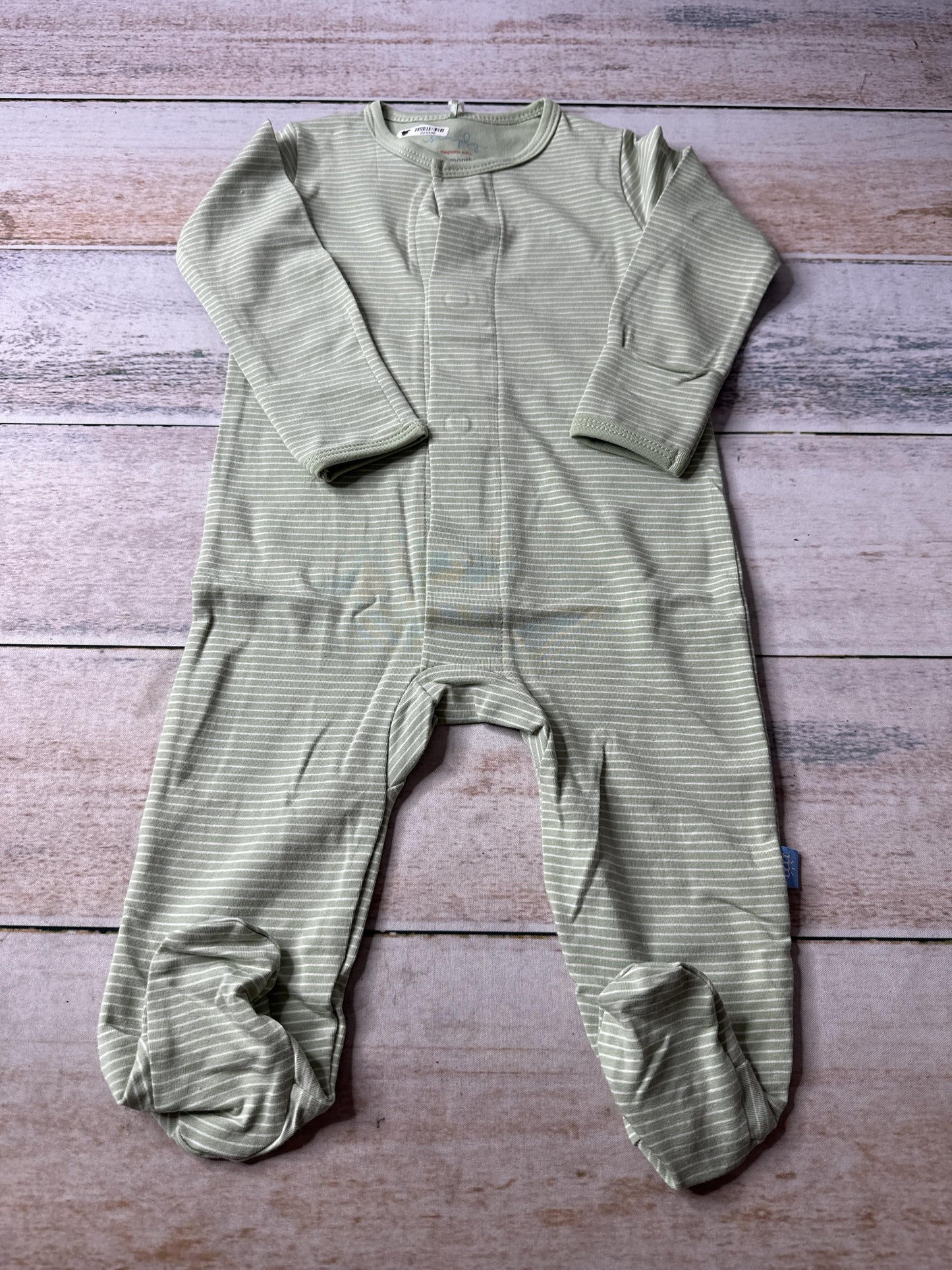 Magnetic Me Unisex Pajamas Size: 3-6 months