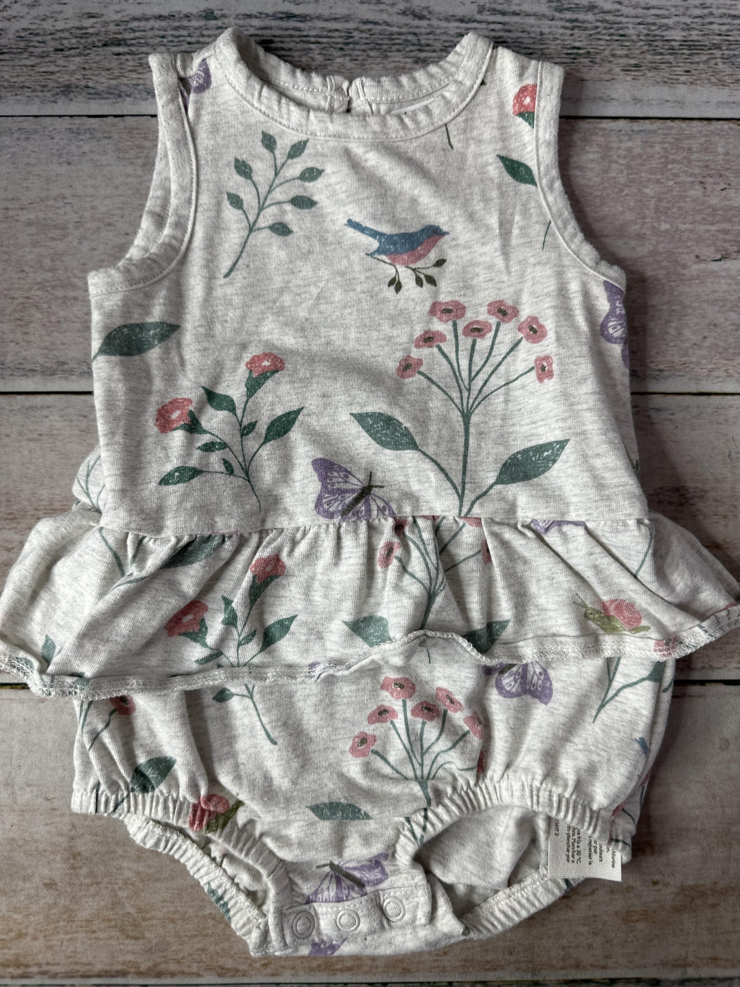 Unisex Onesie Size: 3-6 months