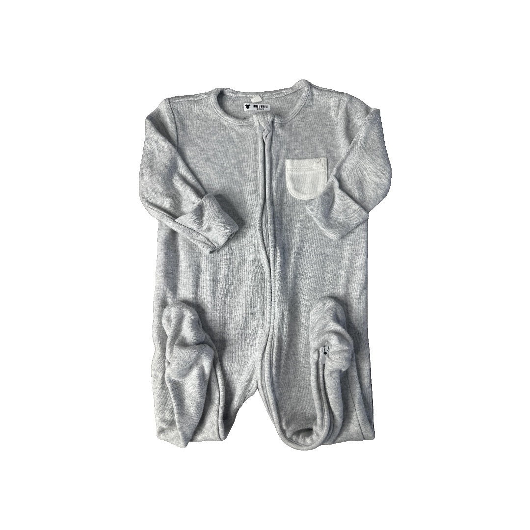 Unisex Pajamas Size: 3-6 months