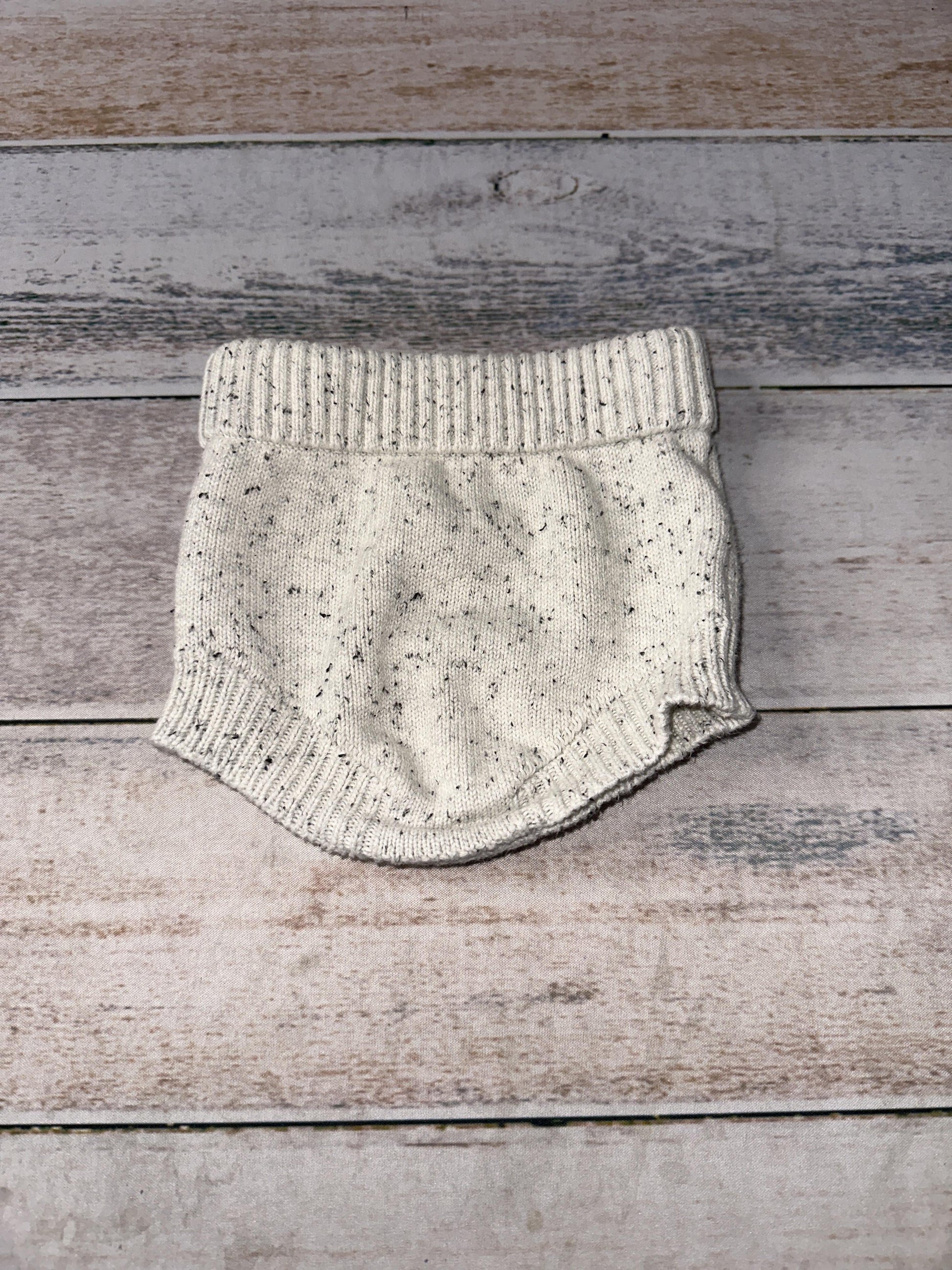 Orcas Lucille Unisex Shorts Size: 3-6 months
