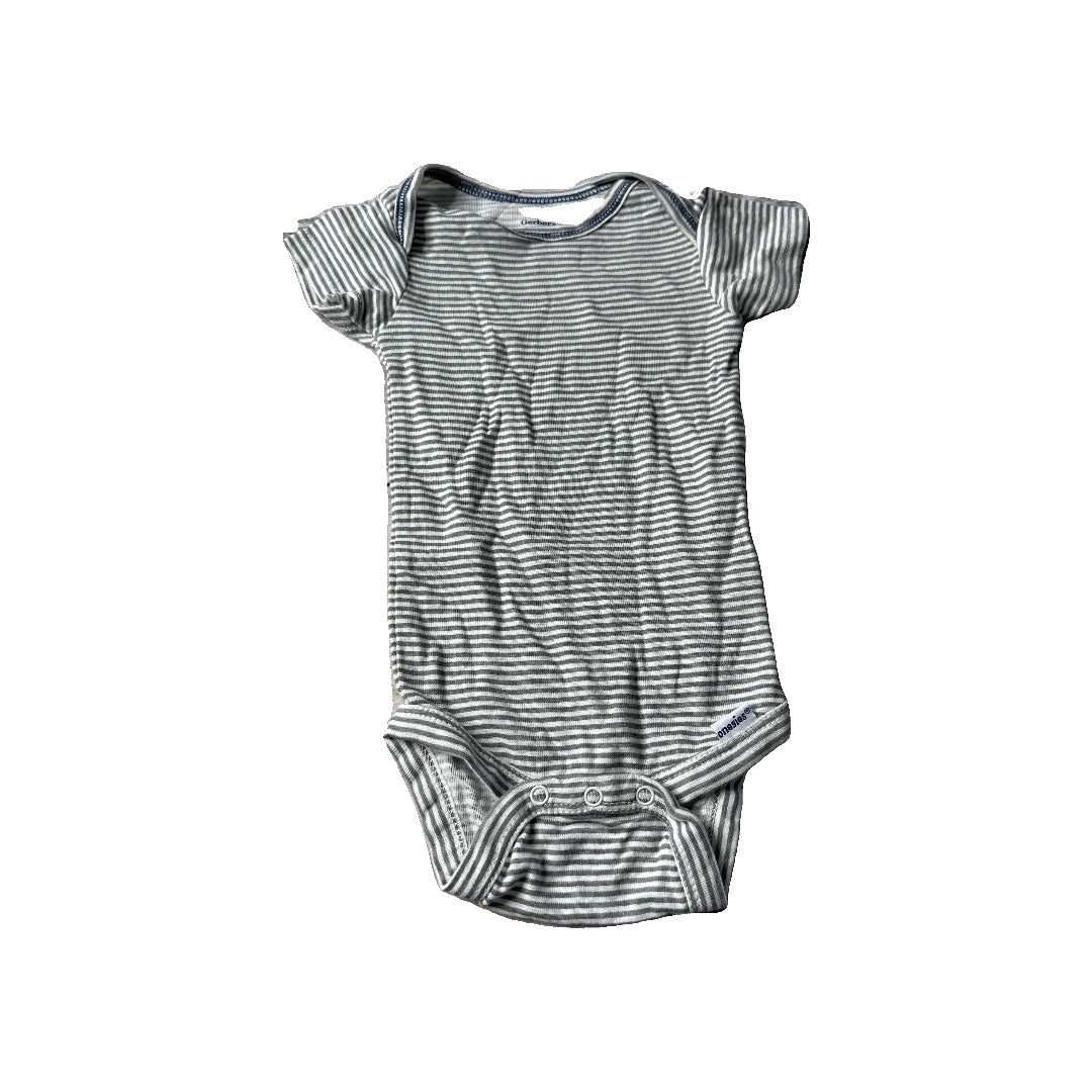 Gerber Unisex Onesie Size: 3-6 months
