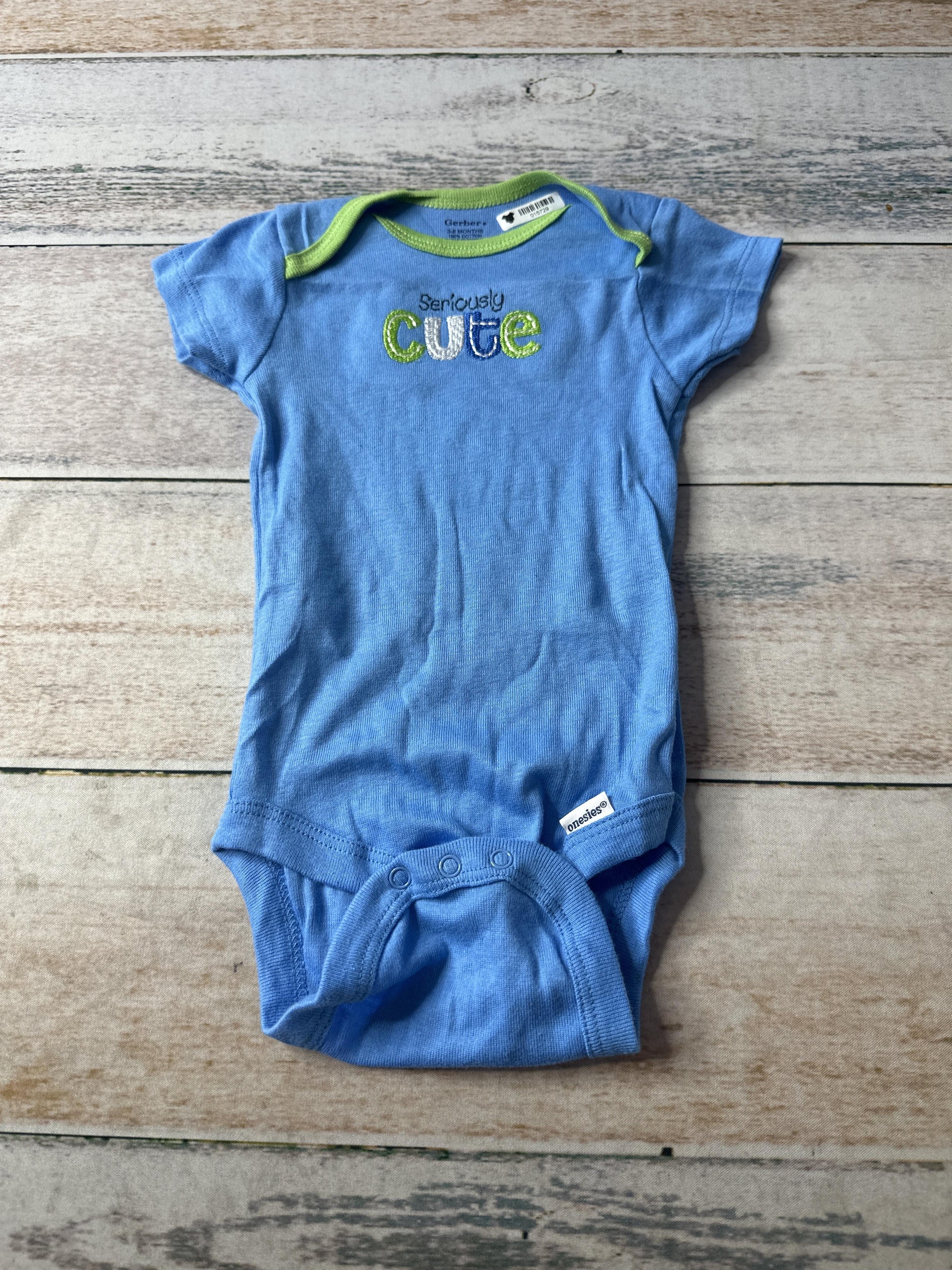 Gerber Unisex Onesie Size: 3-6 months