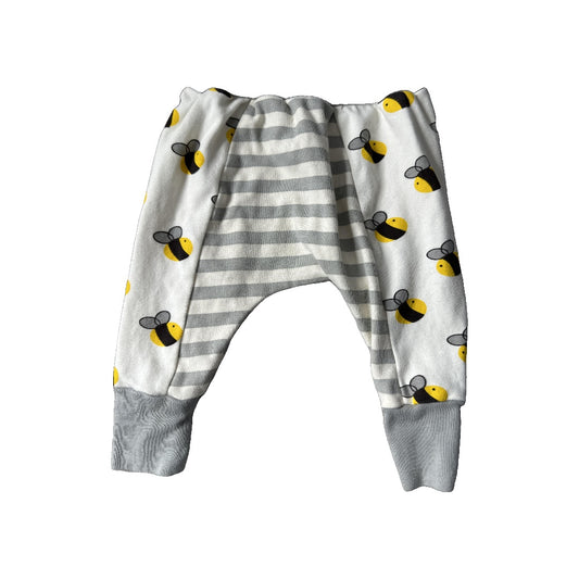 Cat & Dogma Unisex Pants Size: 3-6 months