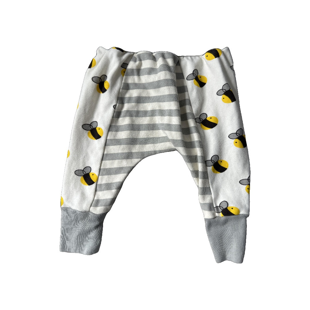 Cat & Dogma Unisex Pants Size: 3-6 months