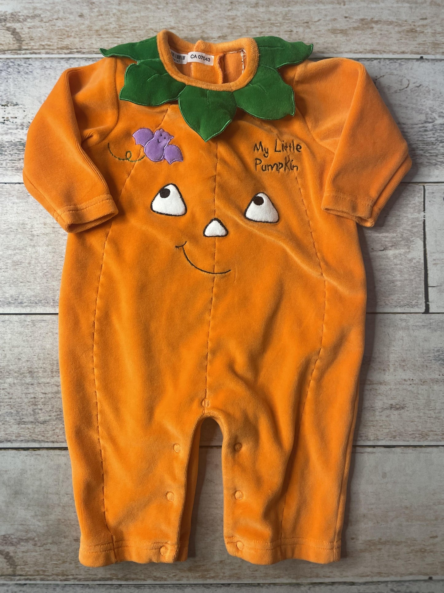 Unisex Button Down Short Sleeve Size: 3-6 months