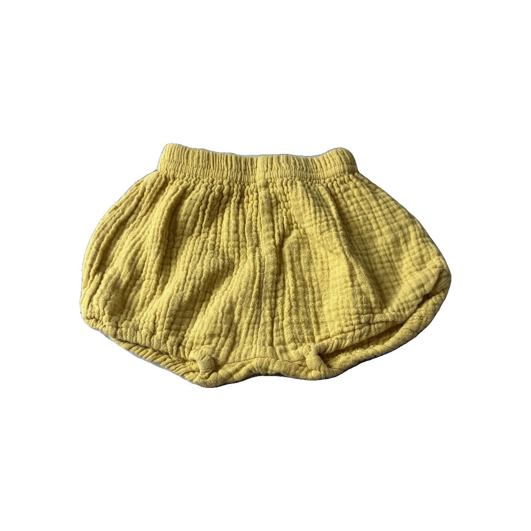 Kids tales Unisex Shorts Size: 3-6 months
