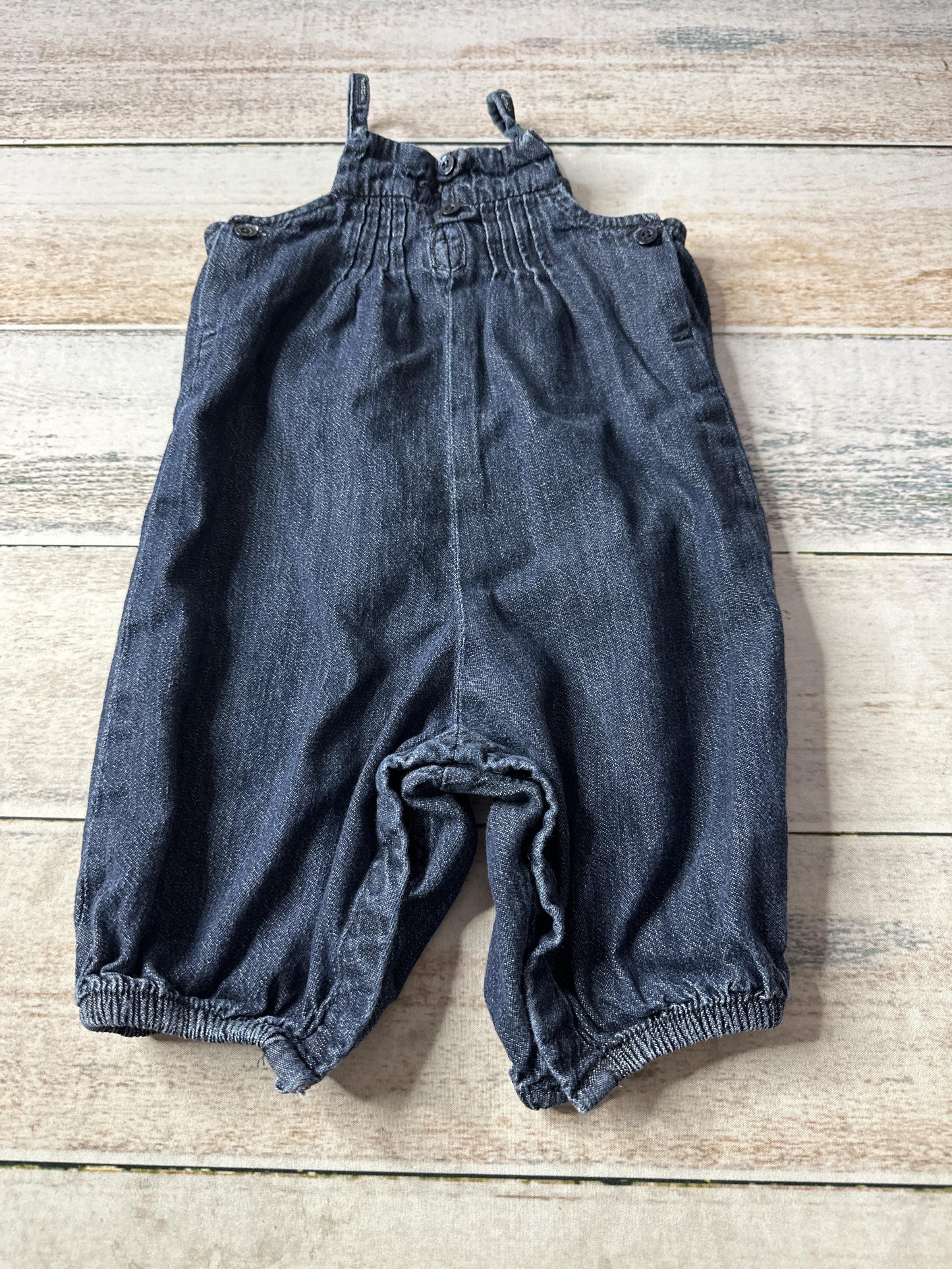 Gap Unisex Romper Size: 3-6 months