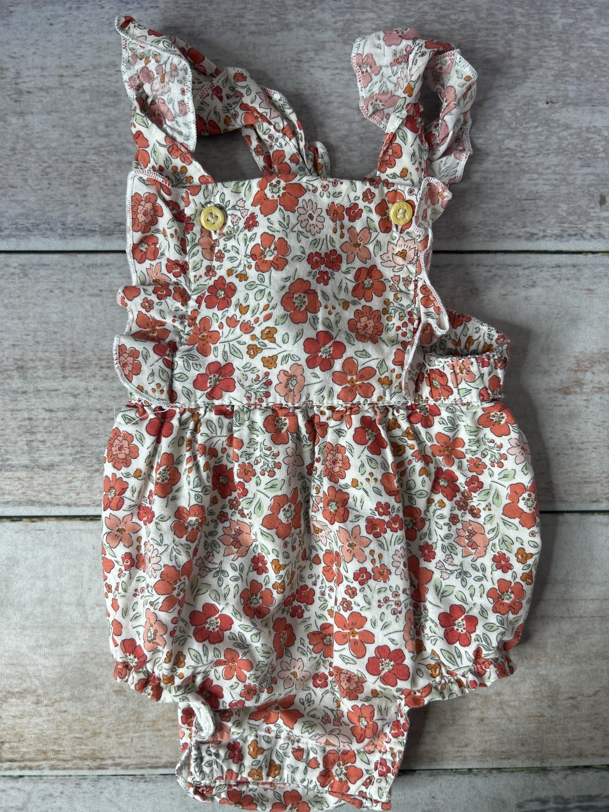 Unisex Romper Size: 3 months