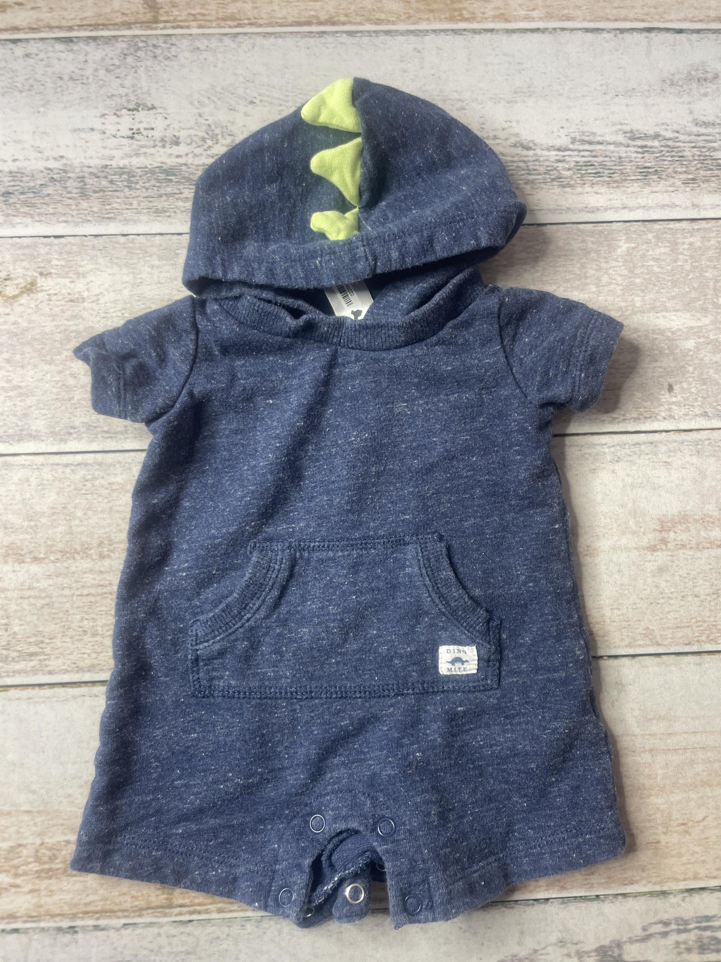 Unisex Romper Size: 3 months