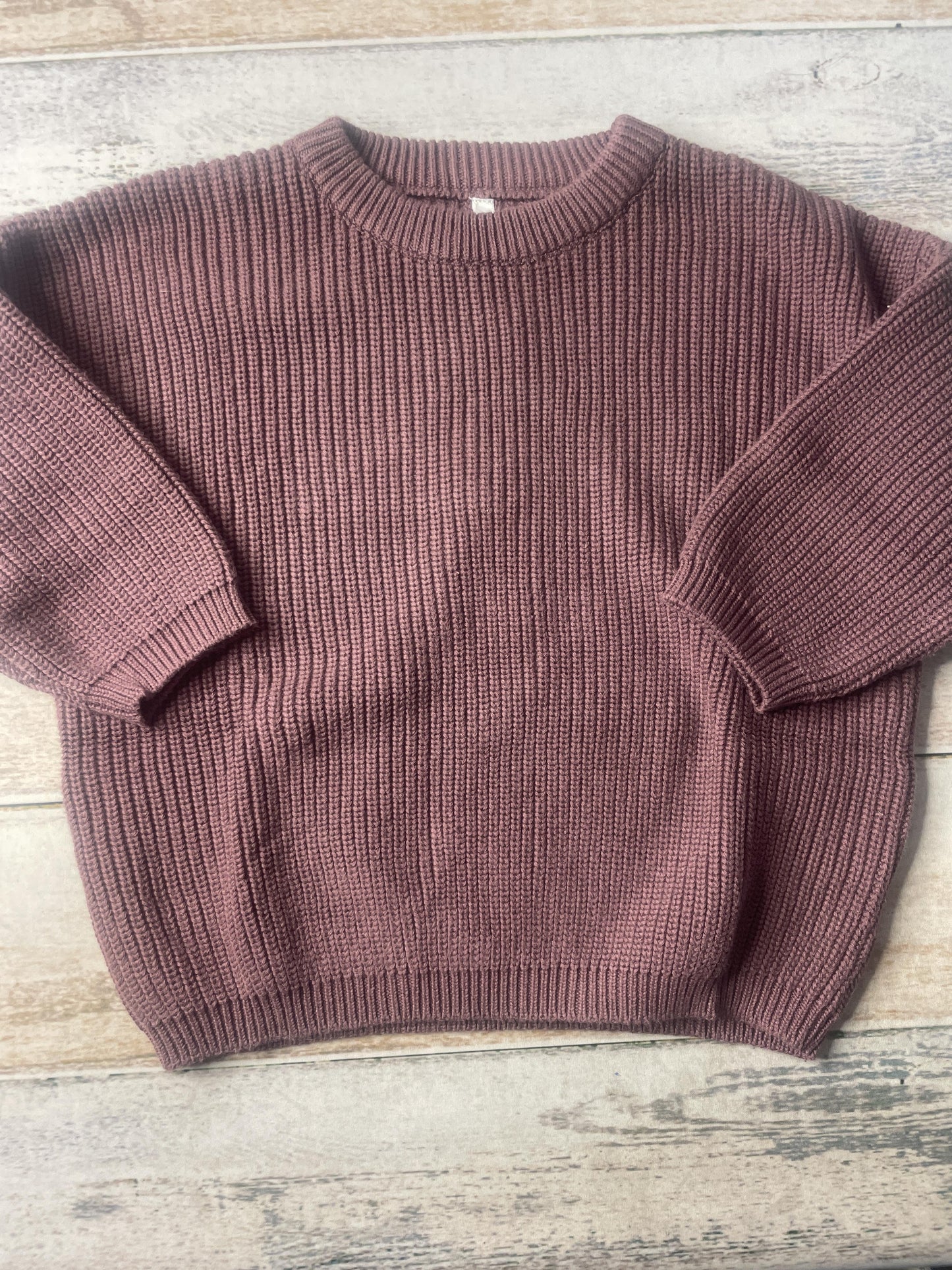 Unisex Sweater Size: 3T
