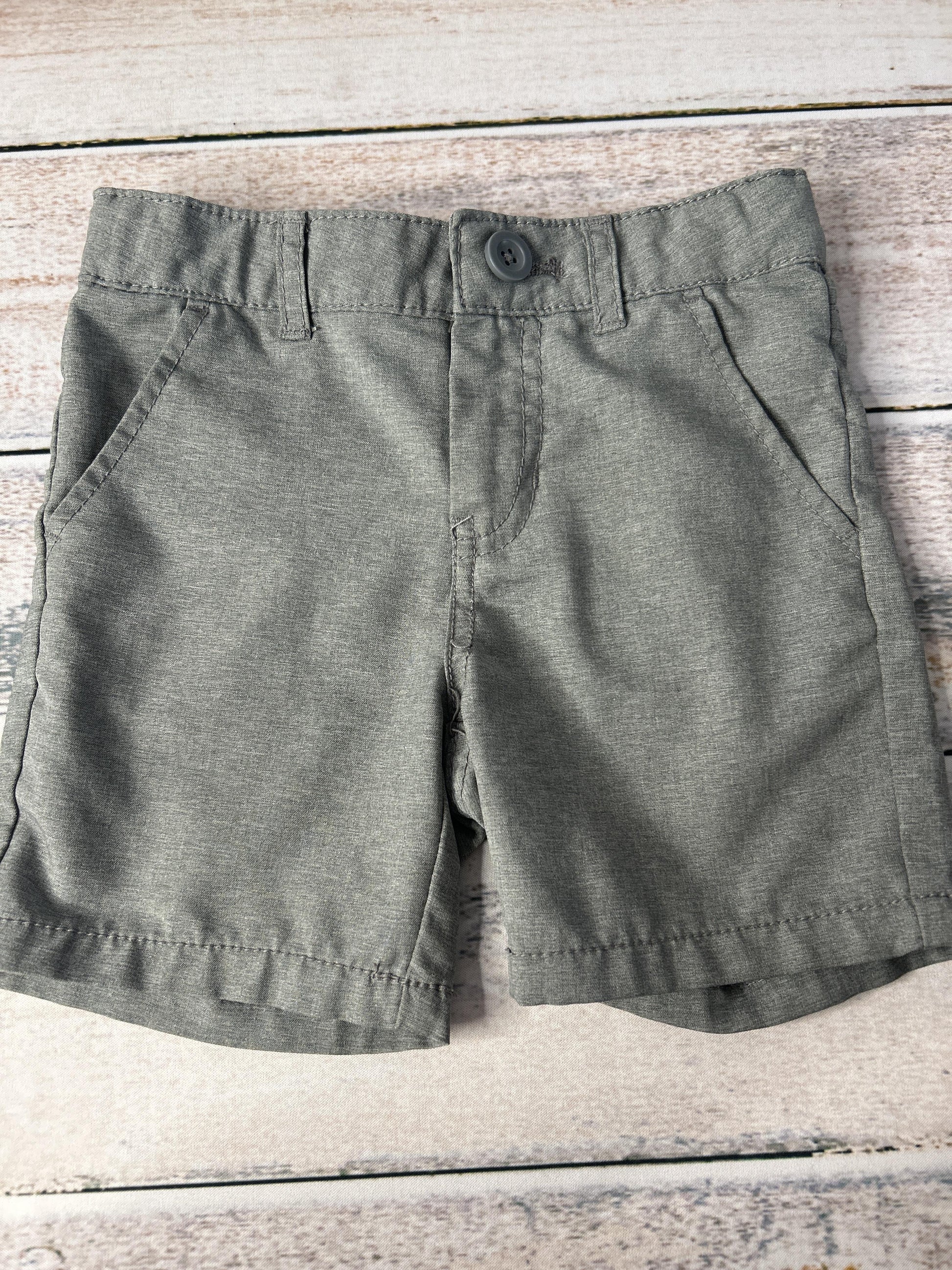Unisex Shorts Size: 3T