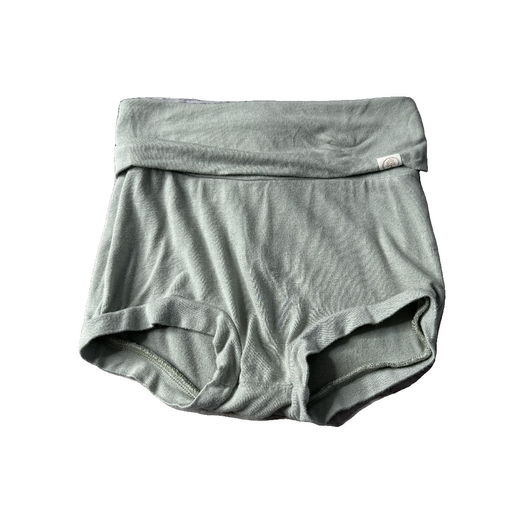 Unisex Shorts Size: 3T