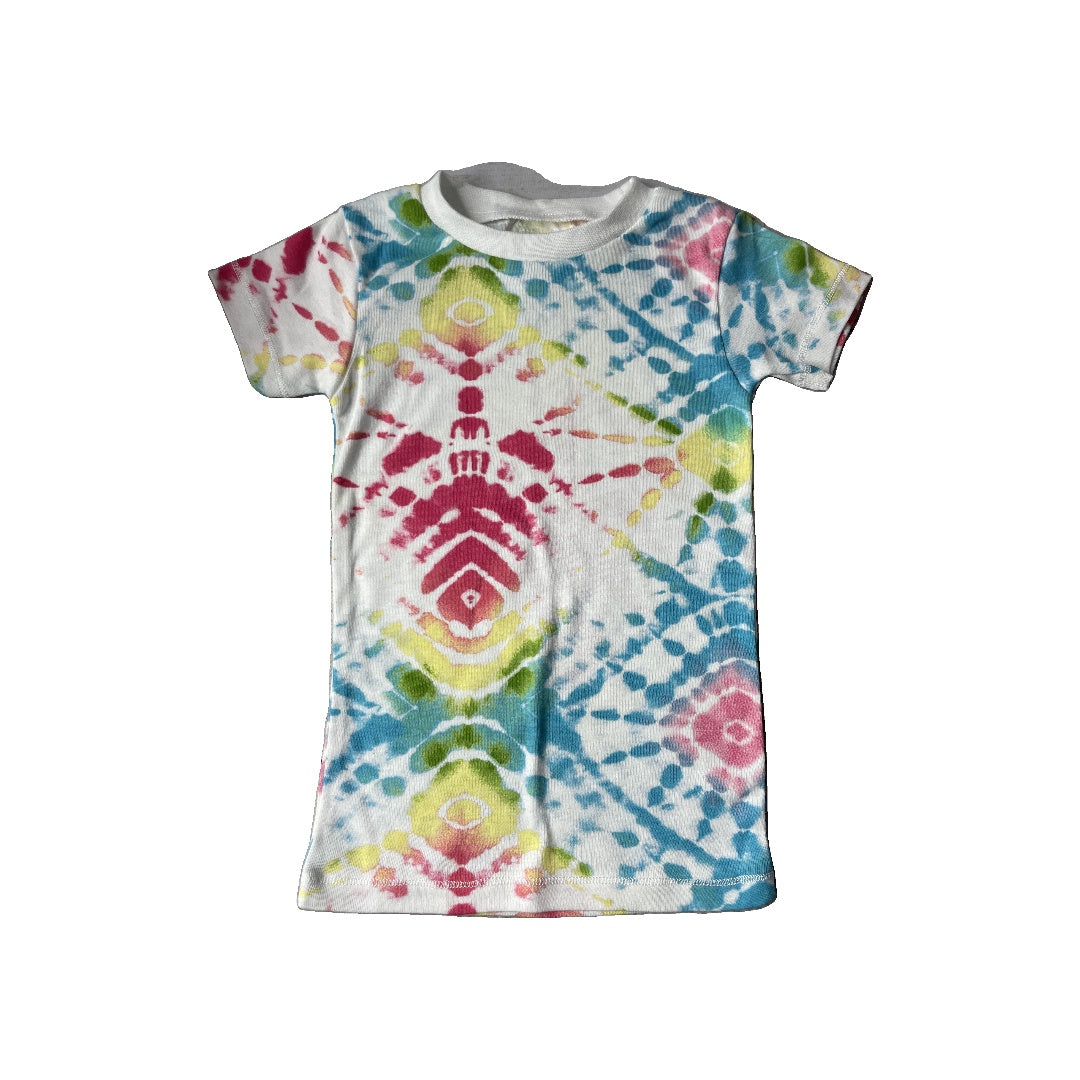Unisex Shirt Size: 3T