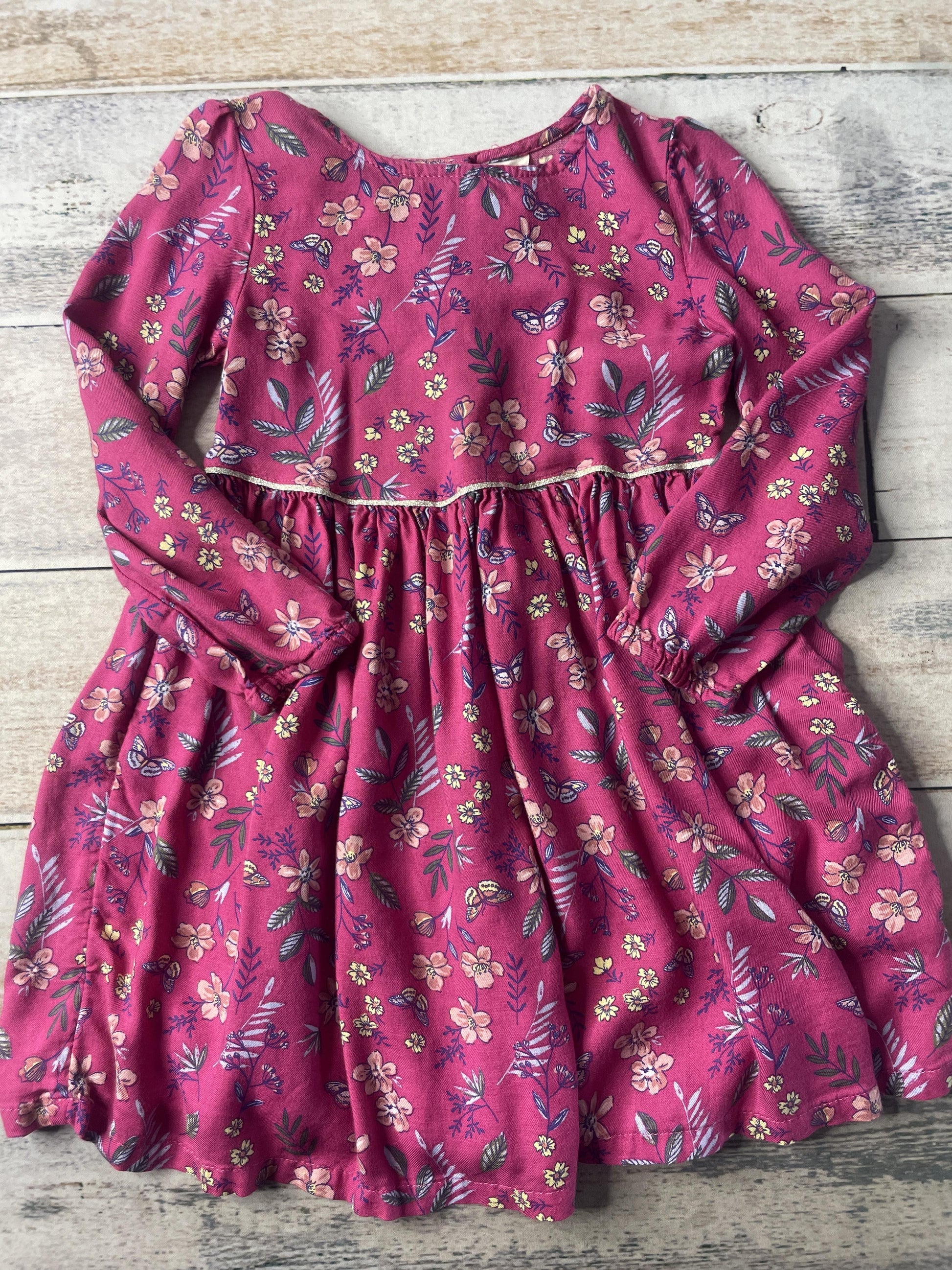 Girls Dress Size: 3T