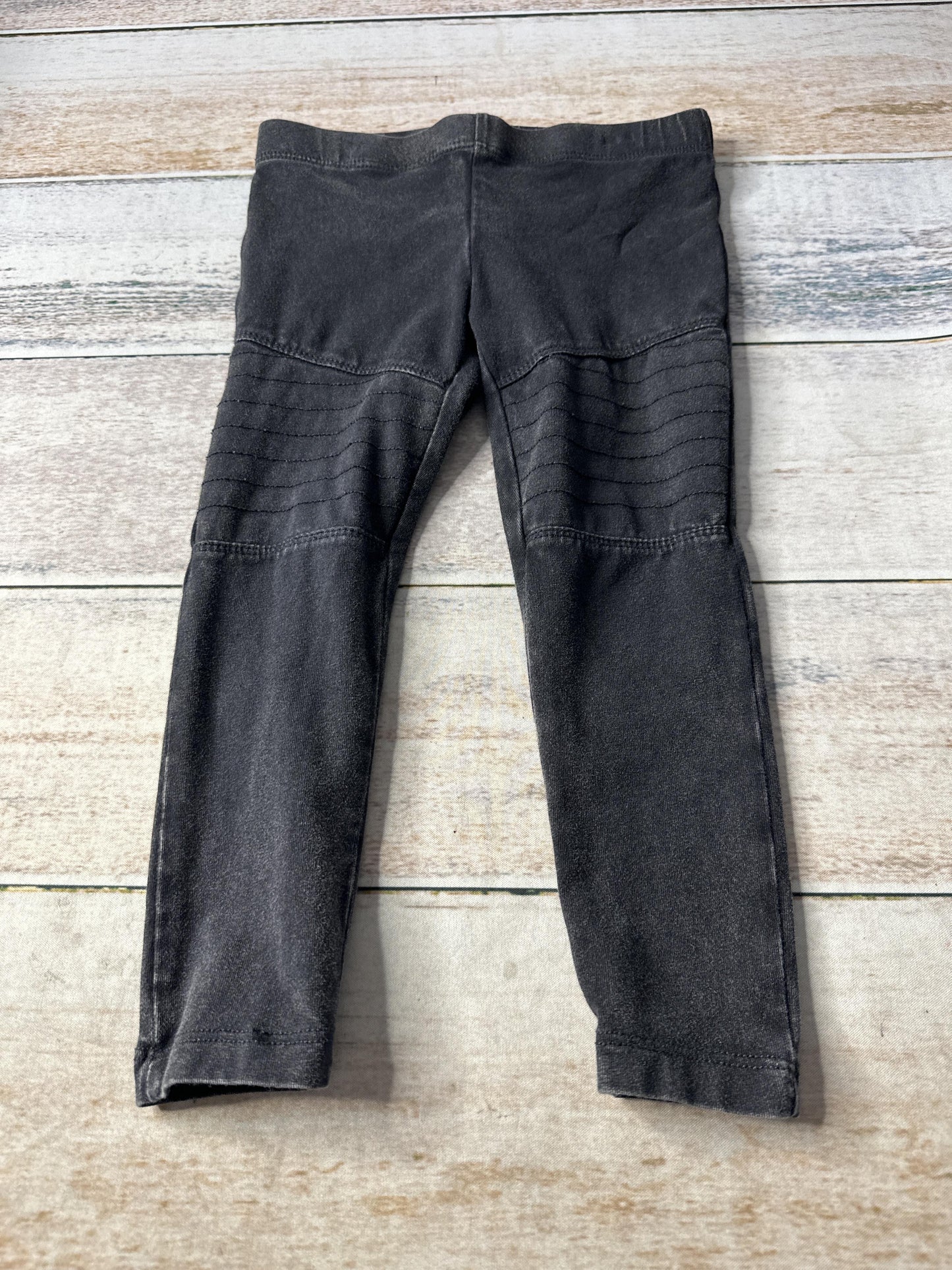 Unisex Pants Size: 3T
