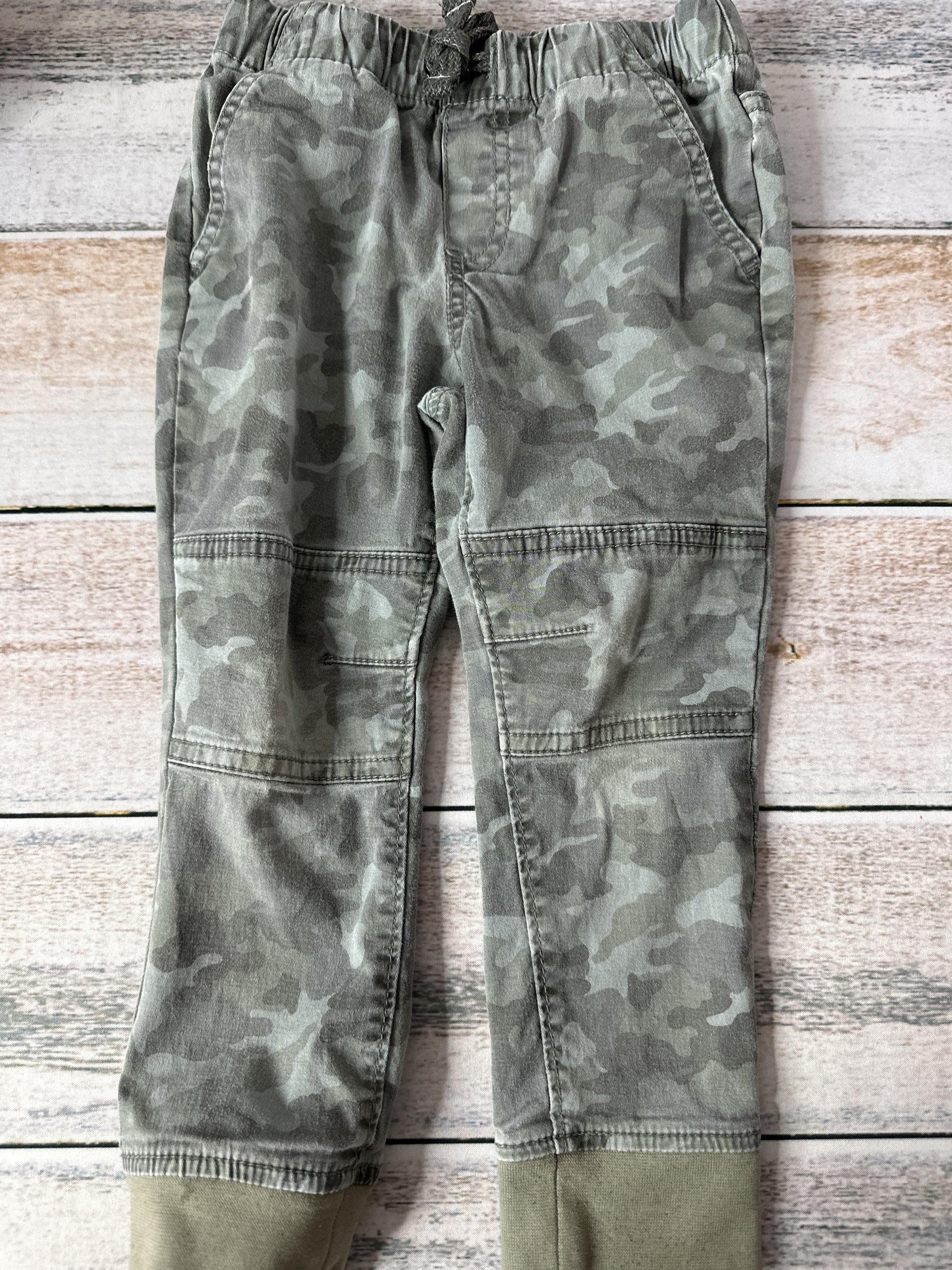 Unisex Pants Size: 3T