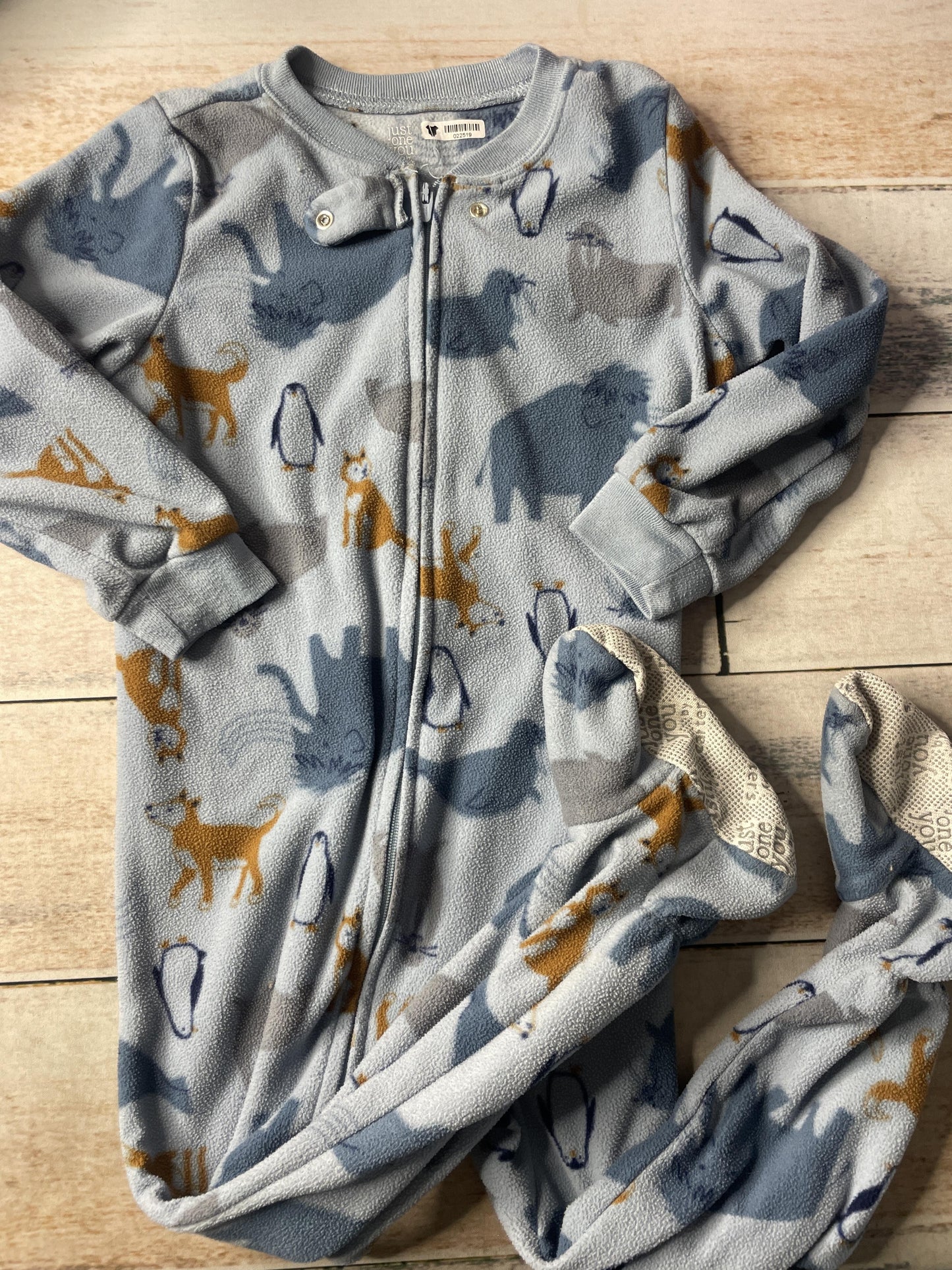 Unisex Pajamas Size: 3T