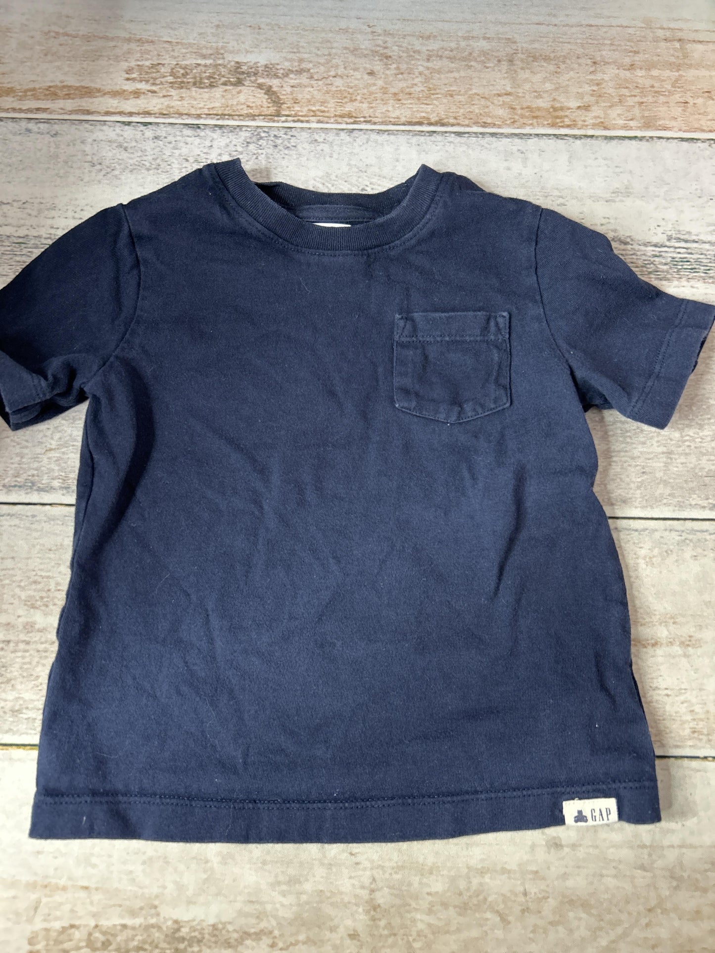 Unisex T-Shirt Size: 3T