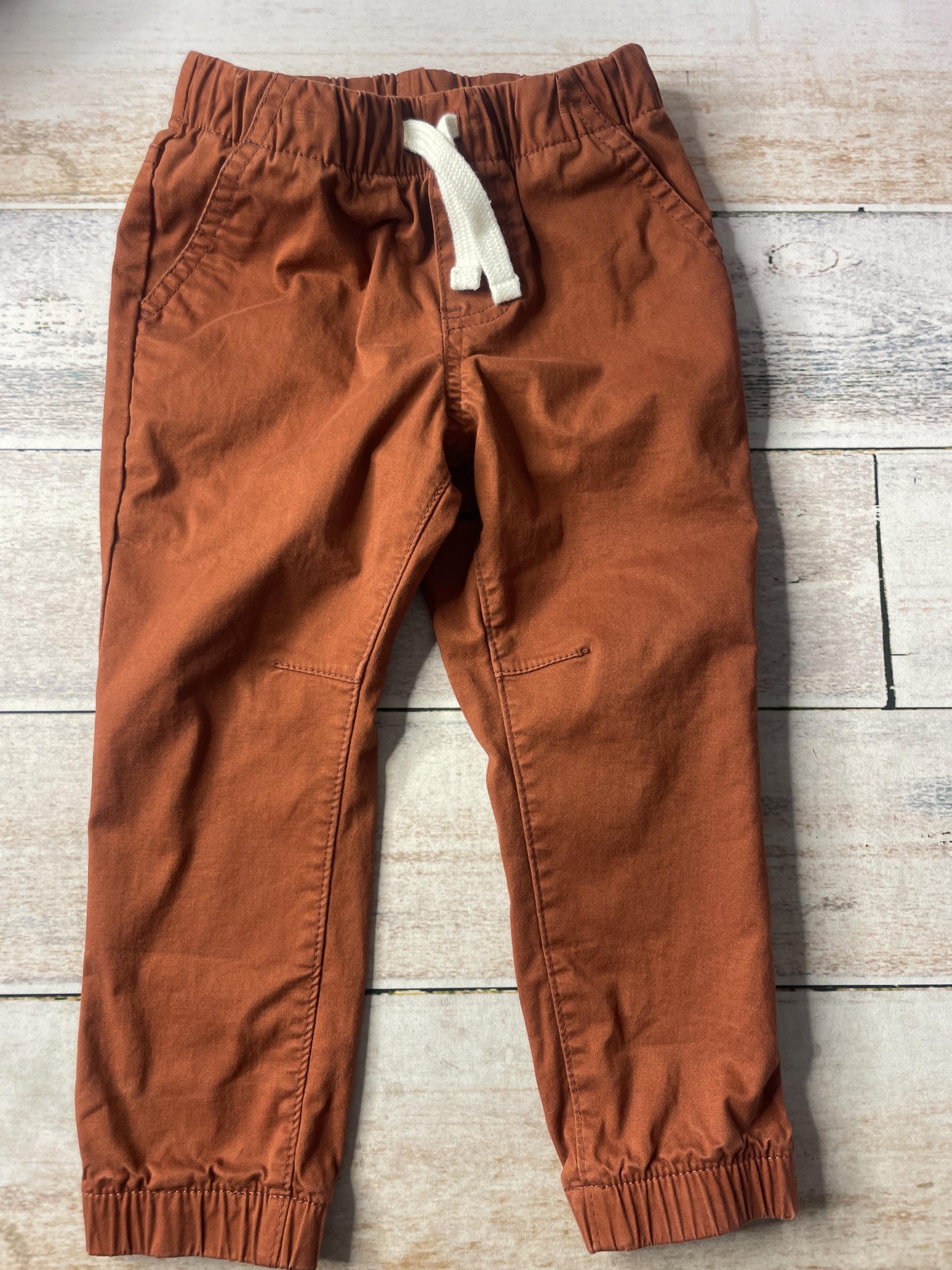 Unisex Pants Size: 3T