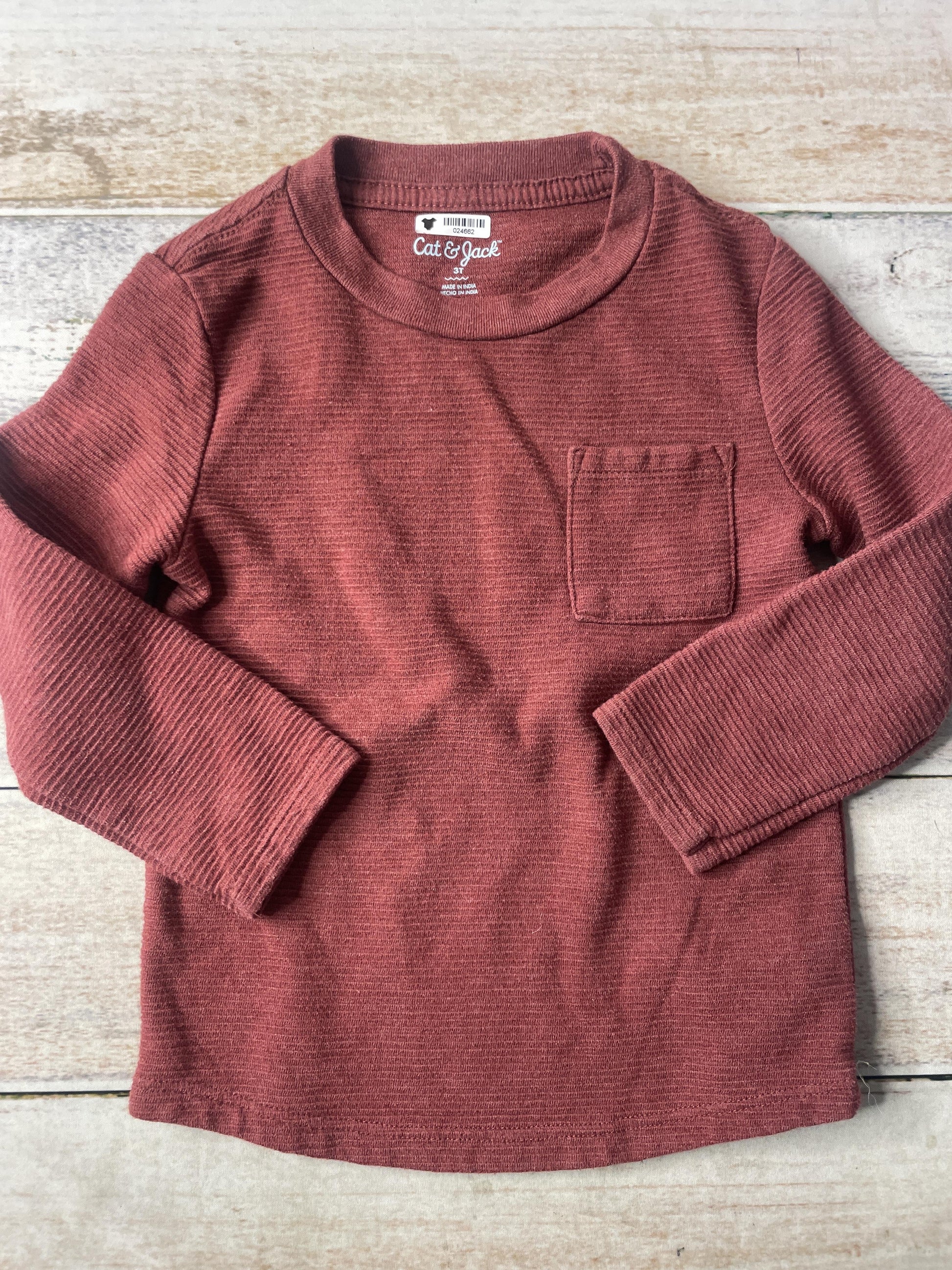 Unisex Shirt Size: 3T