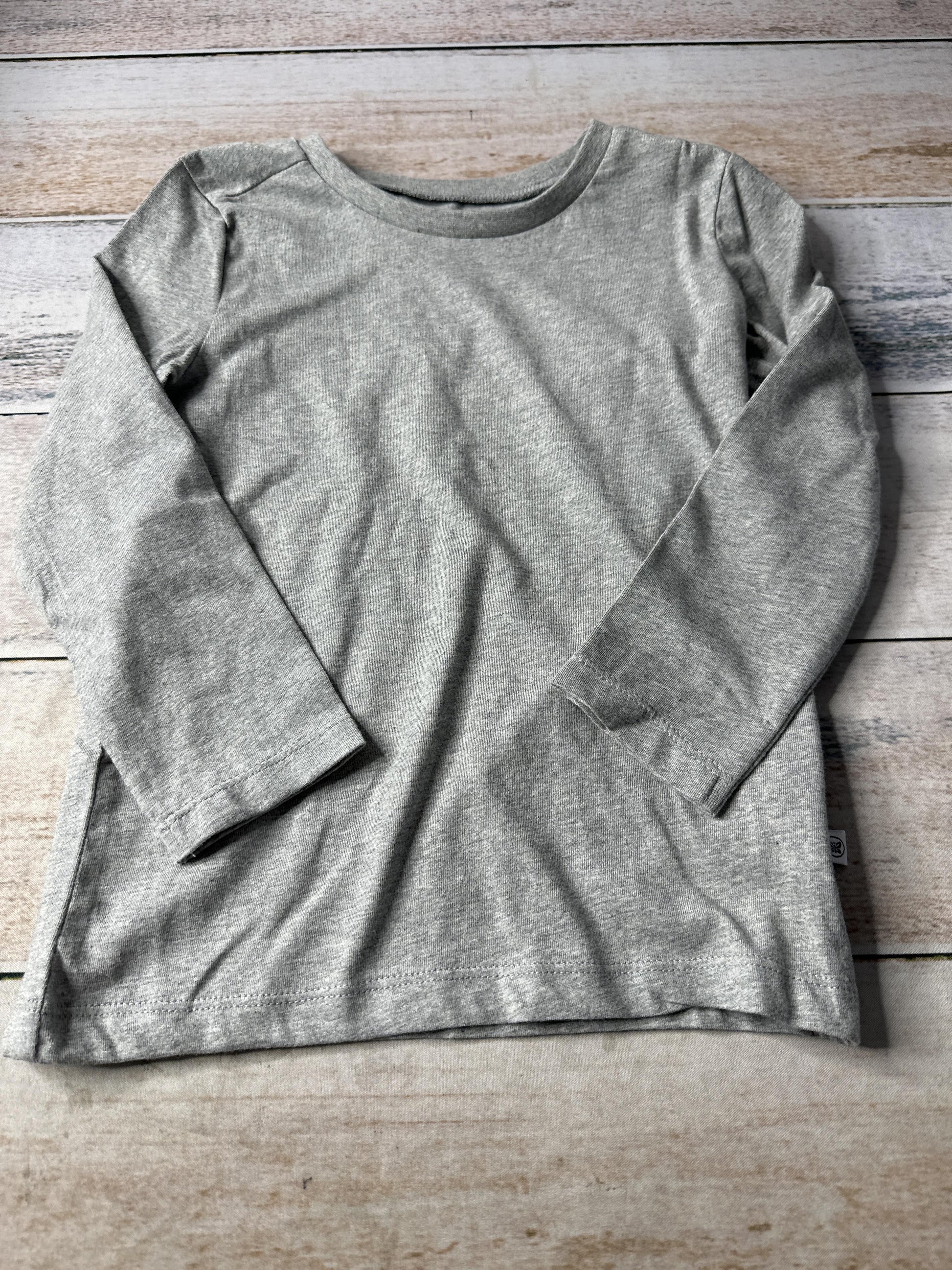 Honest co Unisex Long Sleeve T-Shirt Size: 3T