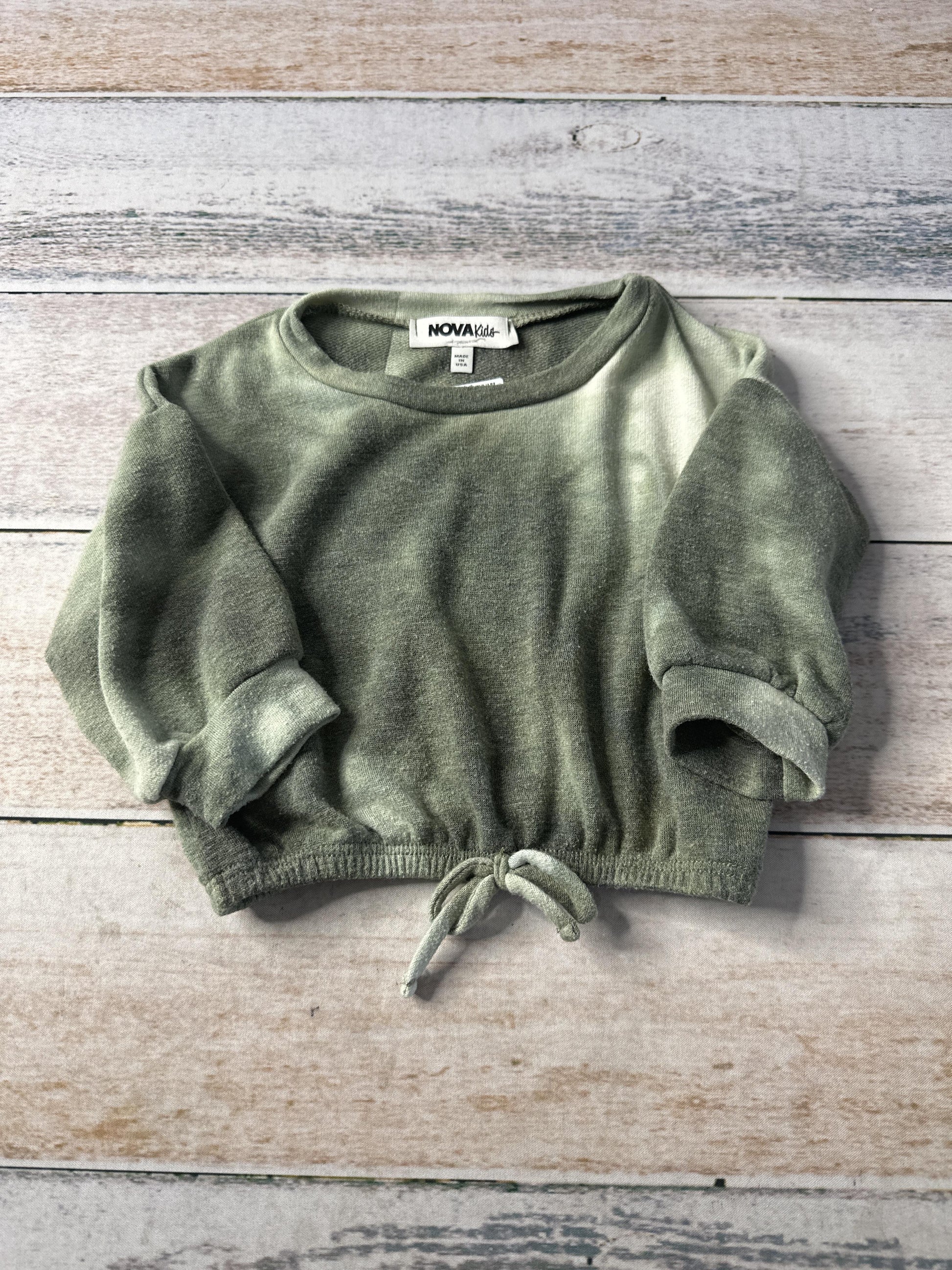 Unisex Sweatshirt Size: 3T