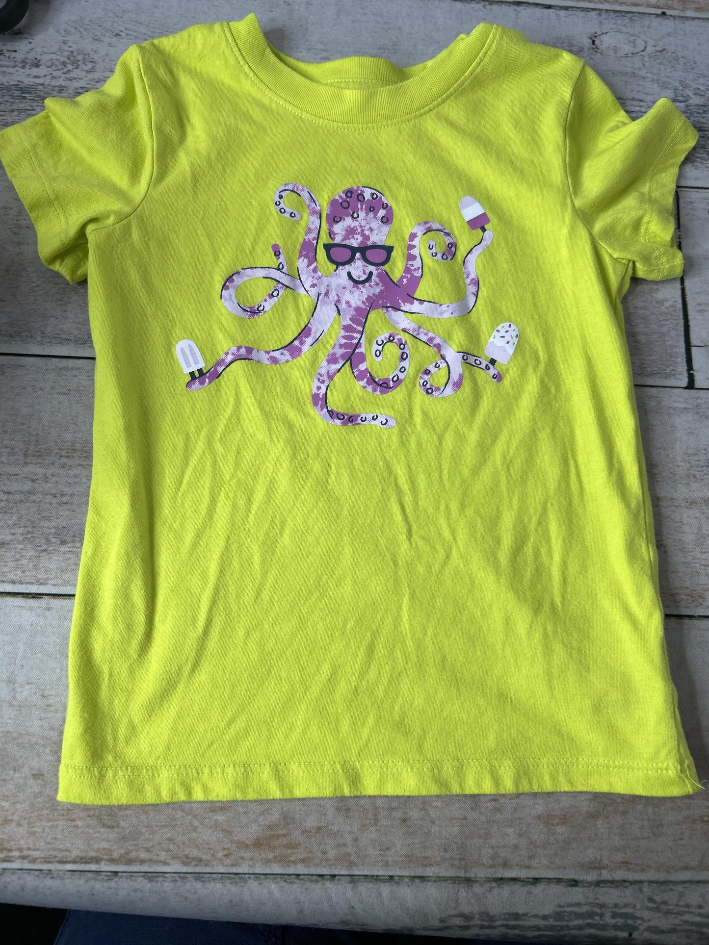 Unisex T-Shirt Size: 3T