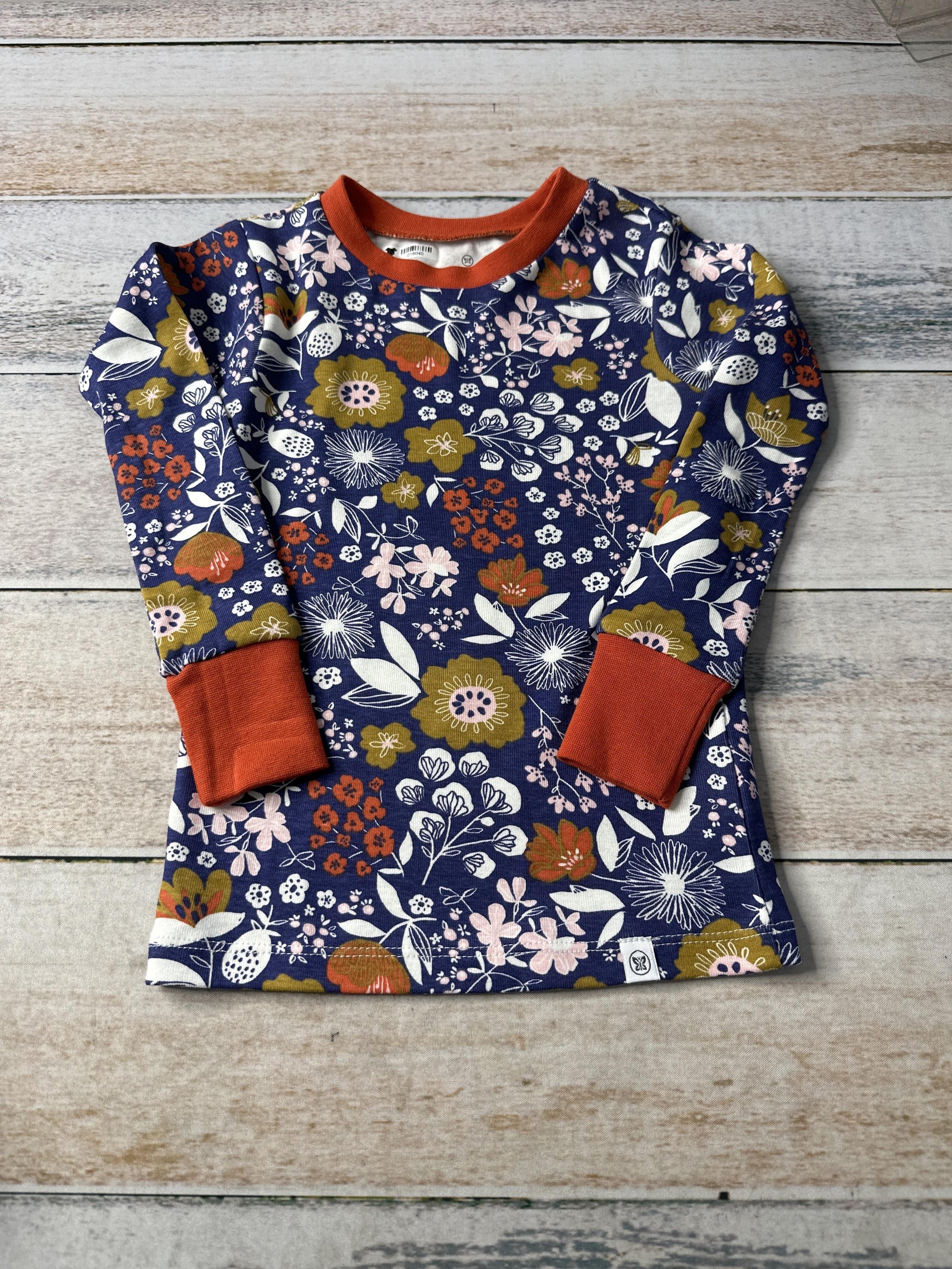 Unisex Pajamas Size: 3T