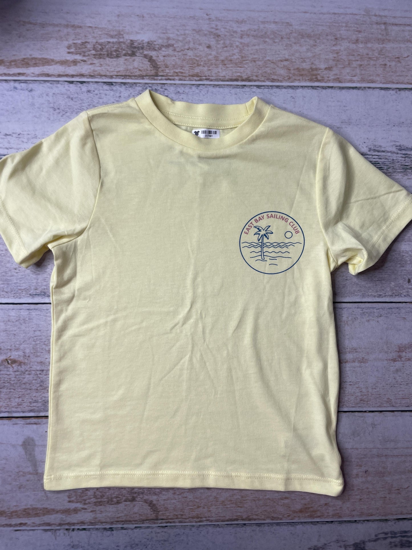 Unisex Shirt Size: 3T