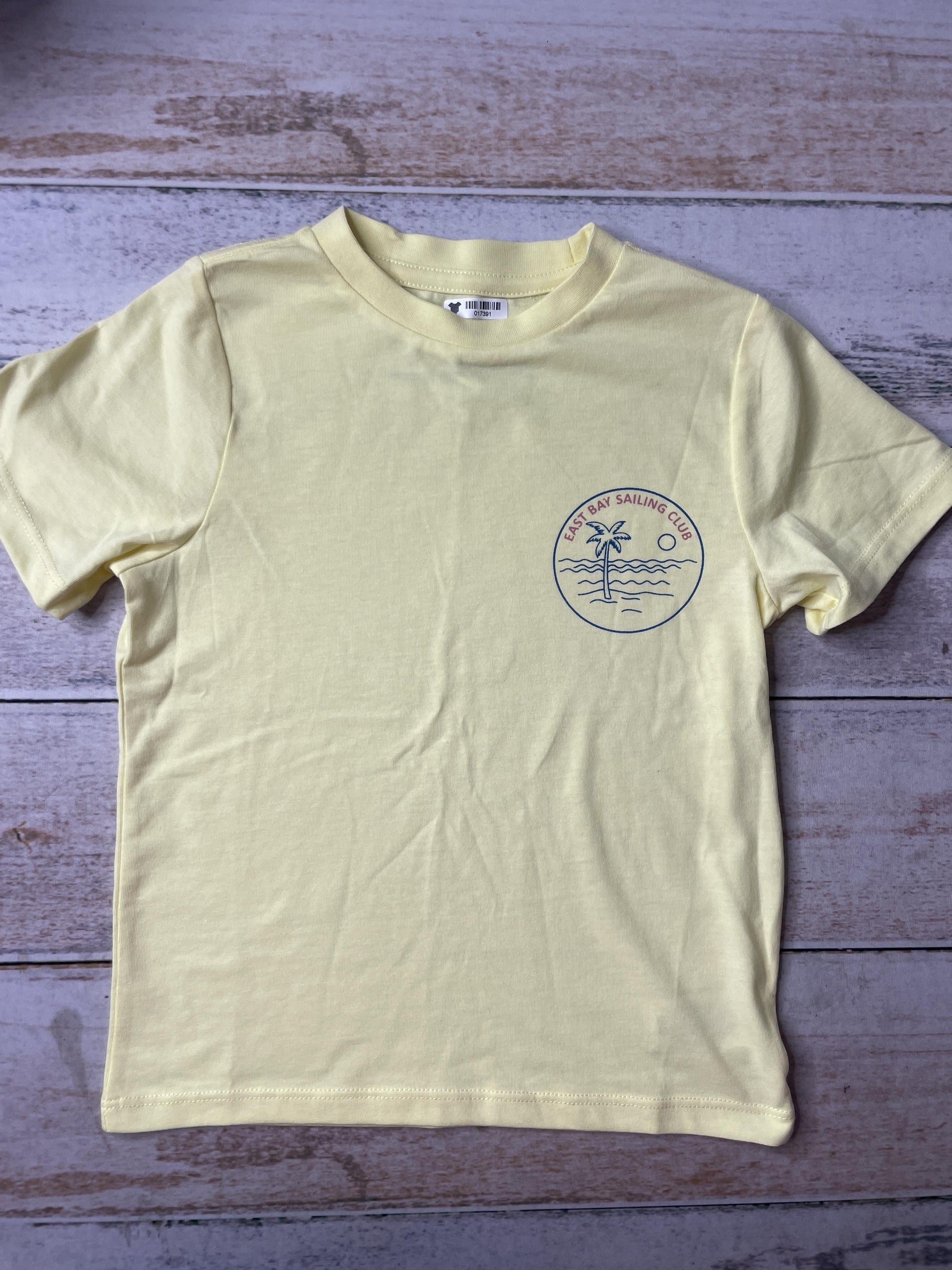 Unisex Shirt Size: 3T