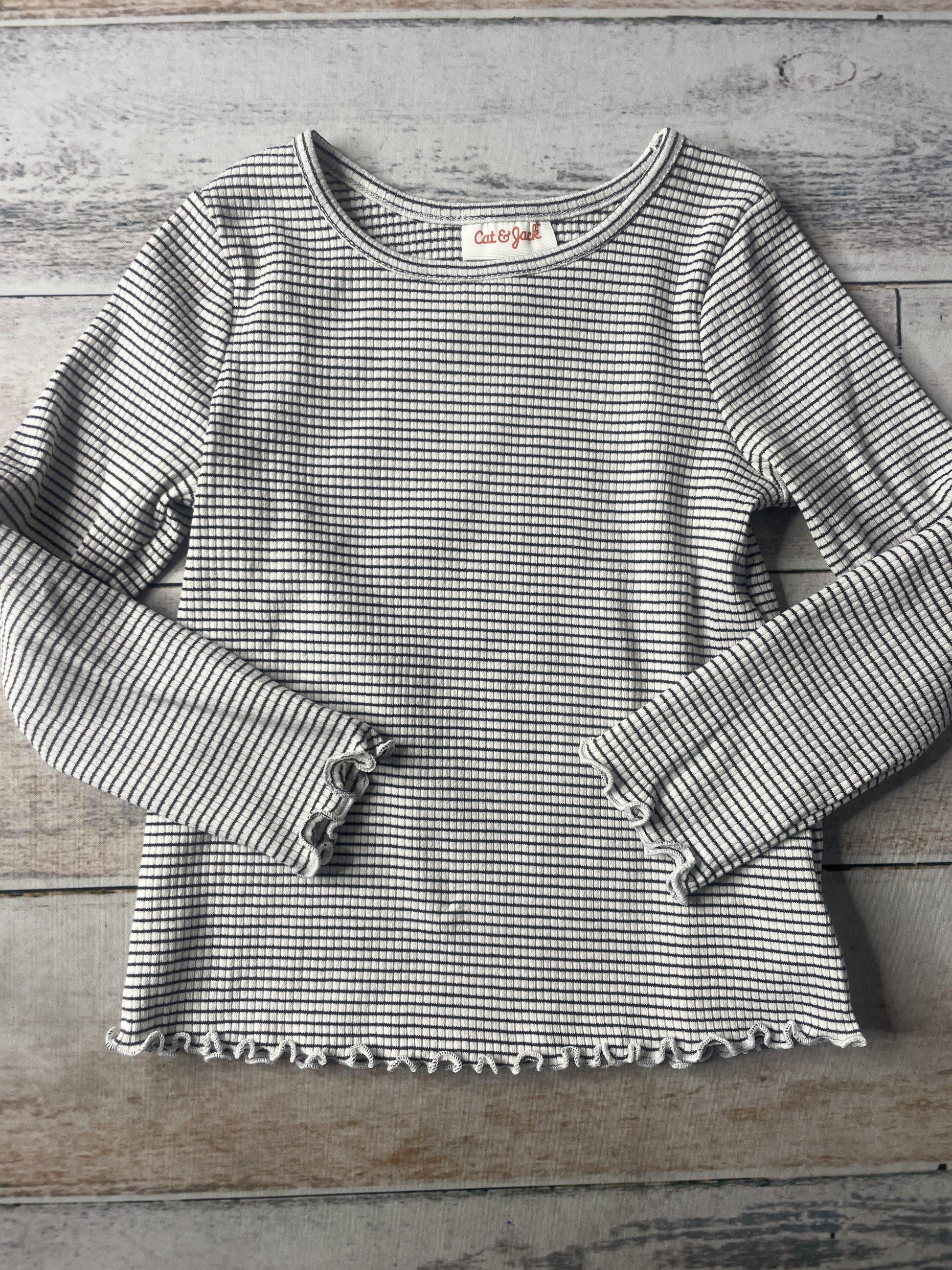 Unisex Long Sleeve T-Shirt Size: 3T
