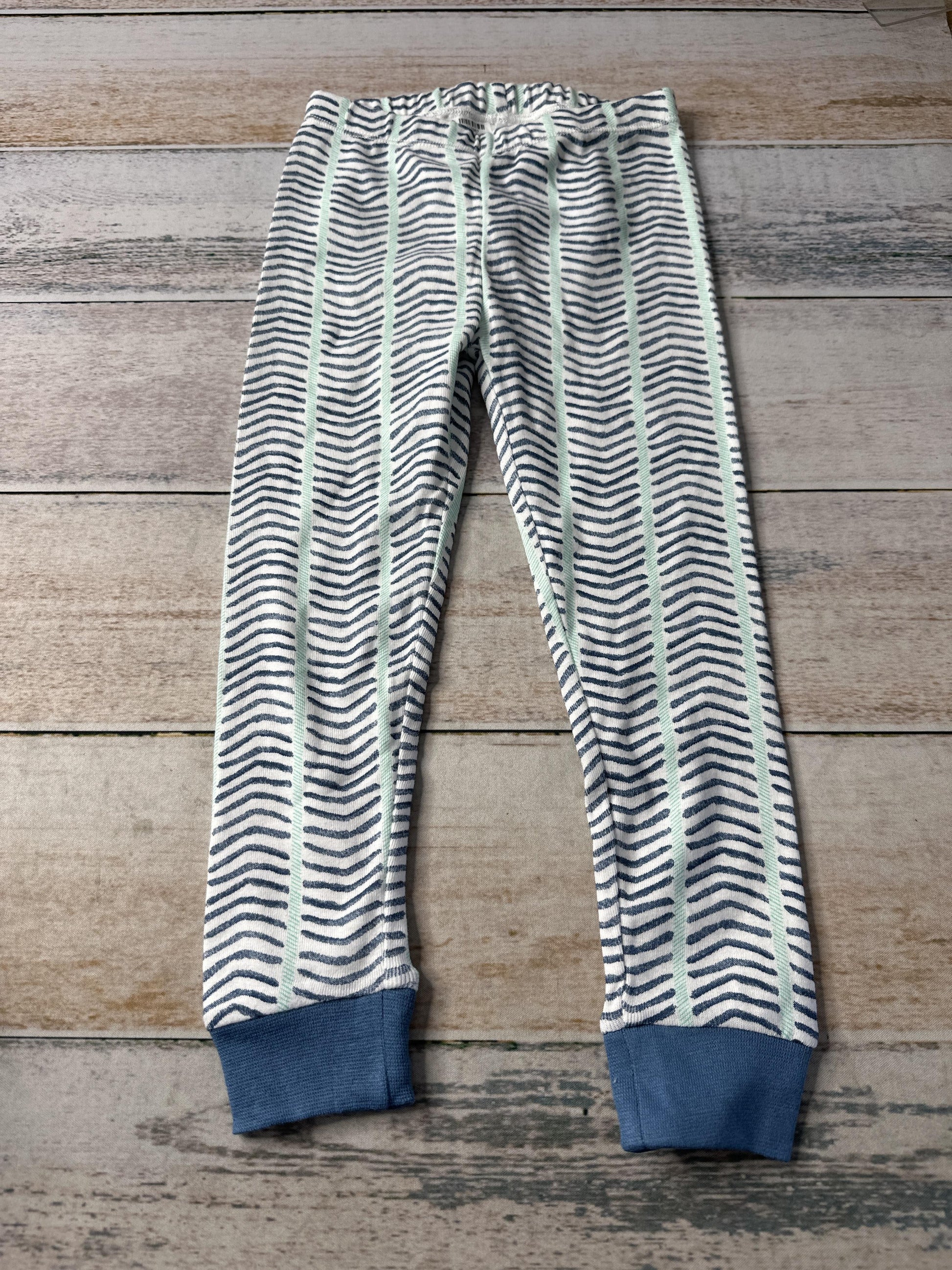 Boys Pajamas Size: 3T