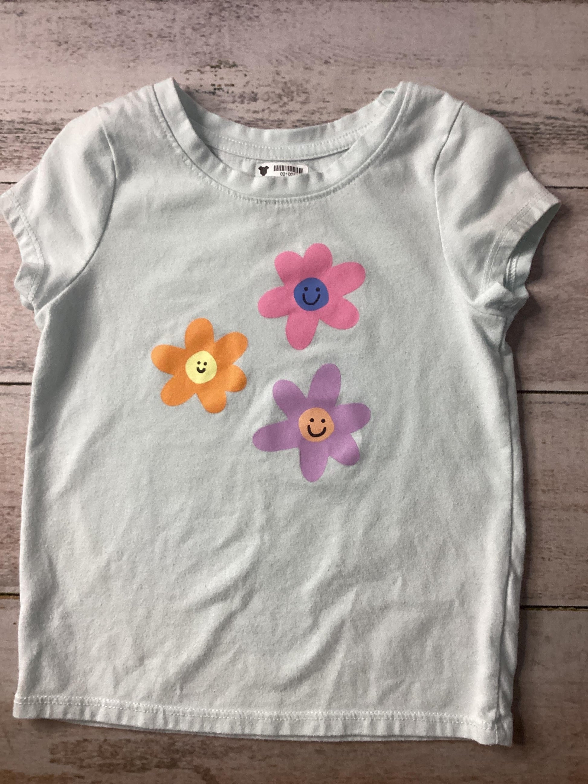 Unisex T-Shirt Size: 3T