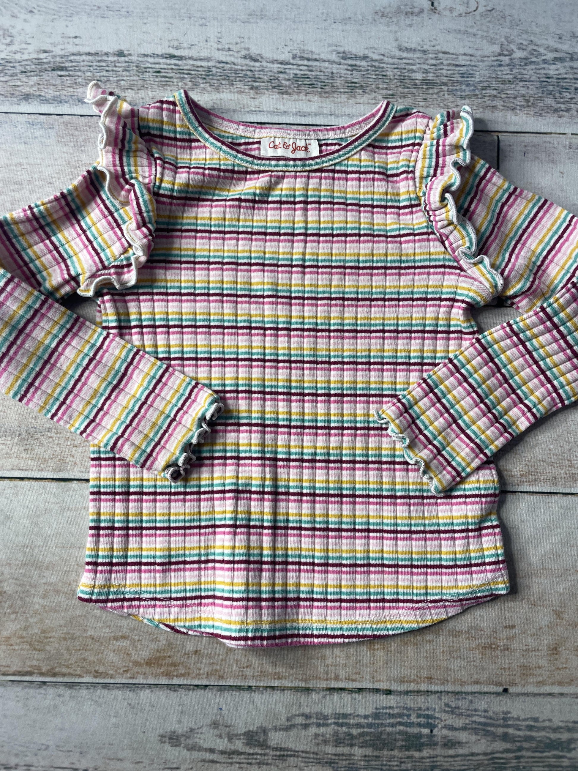 Unisex Shirt Size: 3T