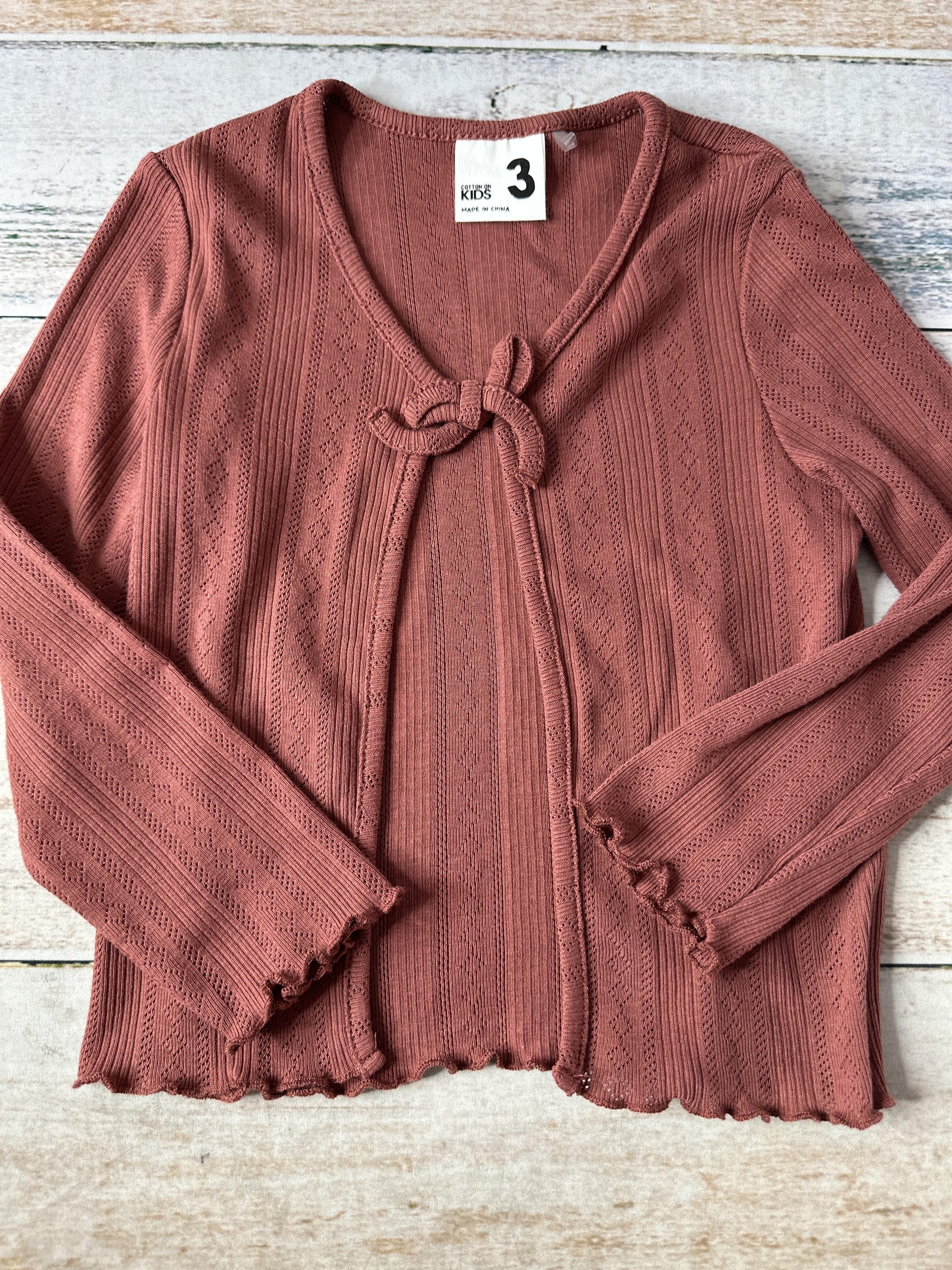 Unisex Sweater Size: 3T