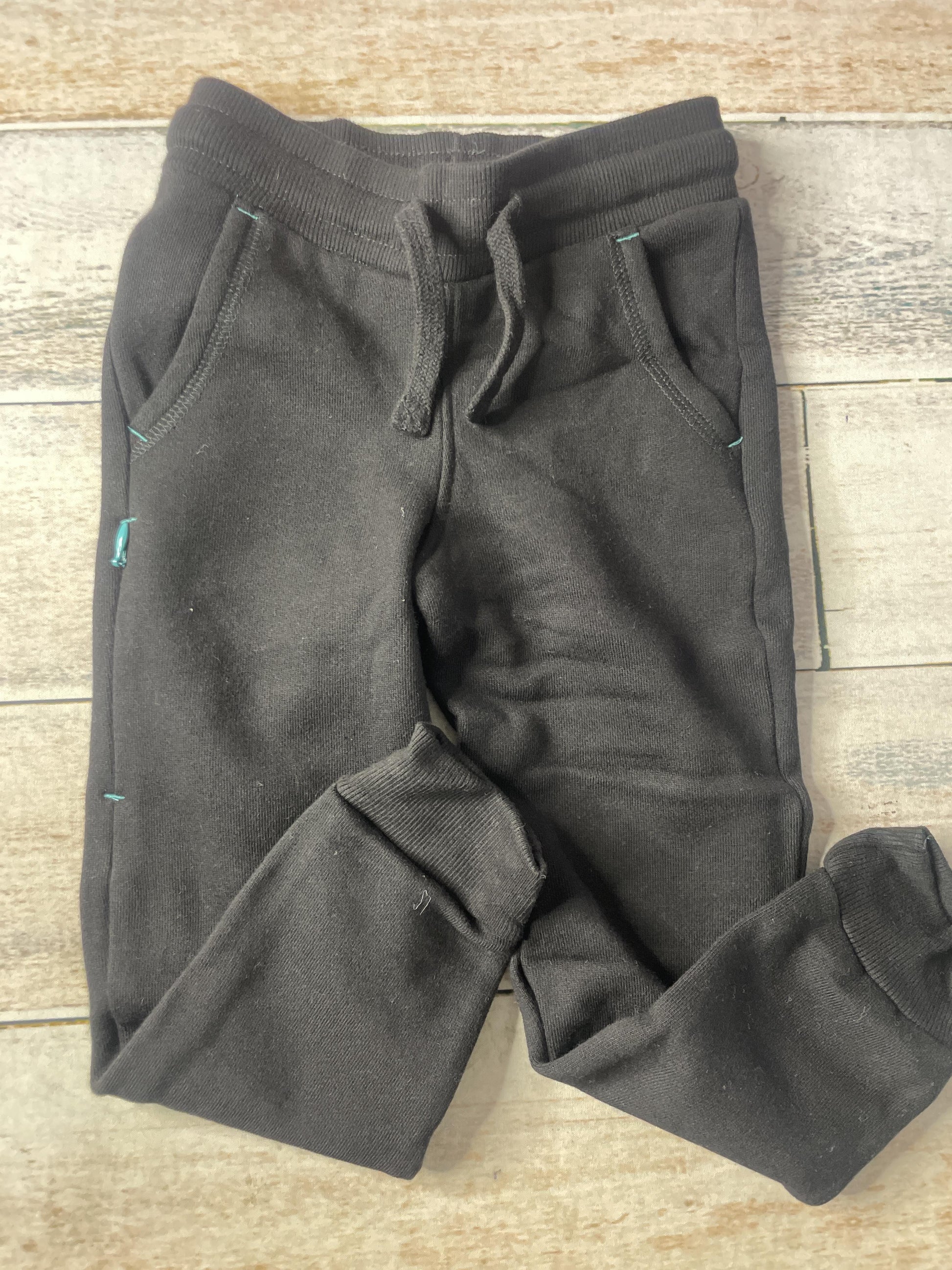 Unisex Pants Size: 3T