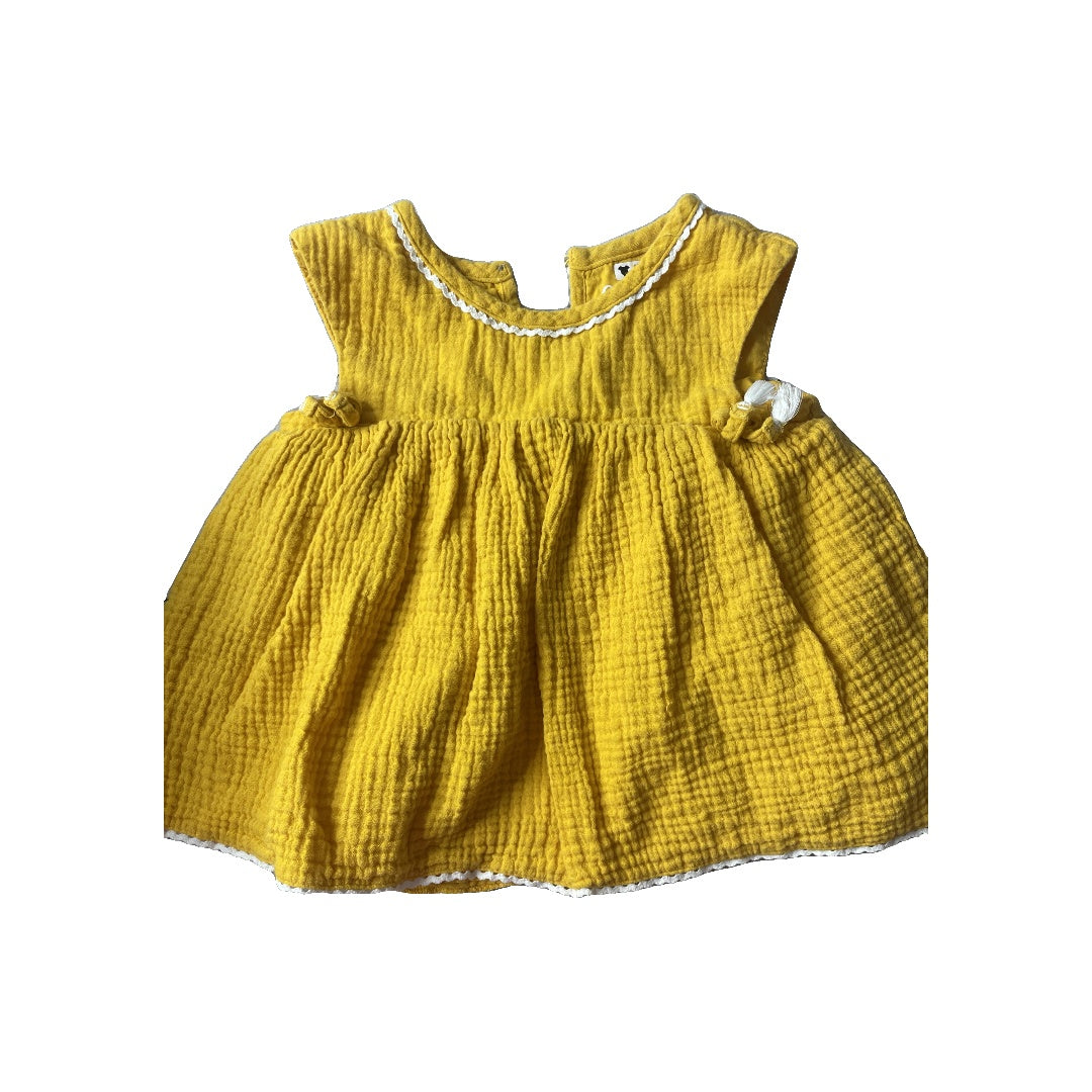 Unisex Shirt Size: 3T