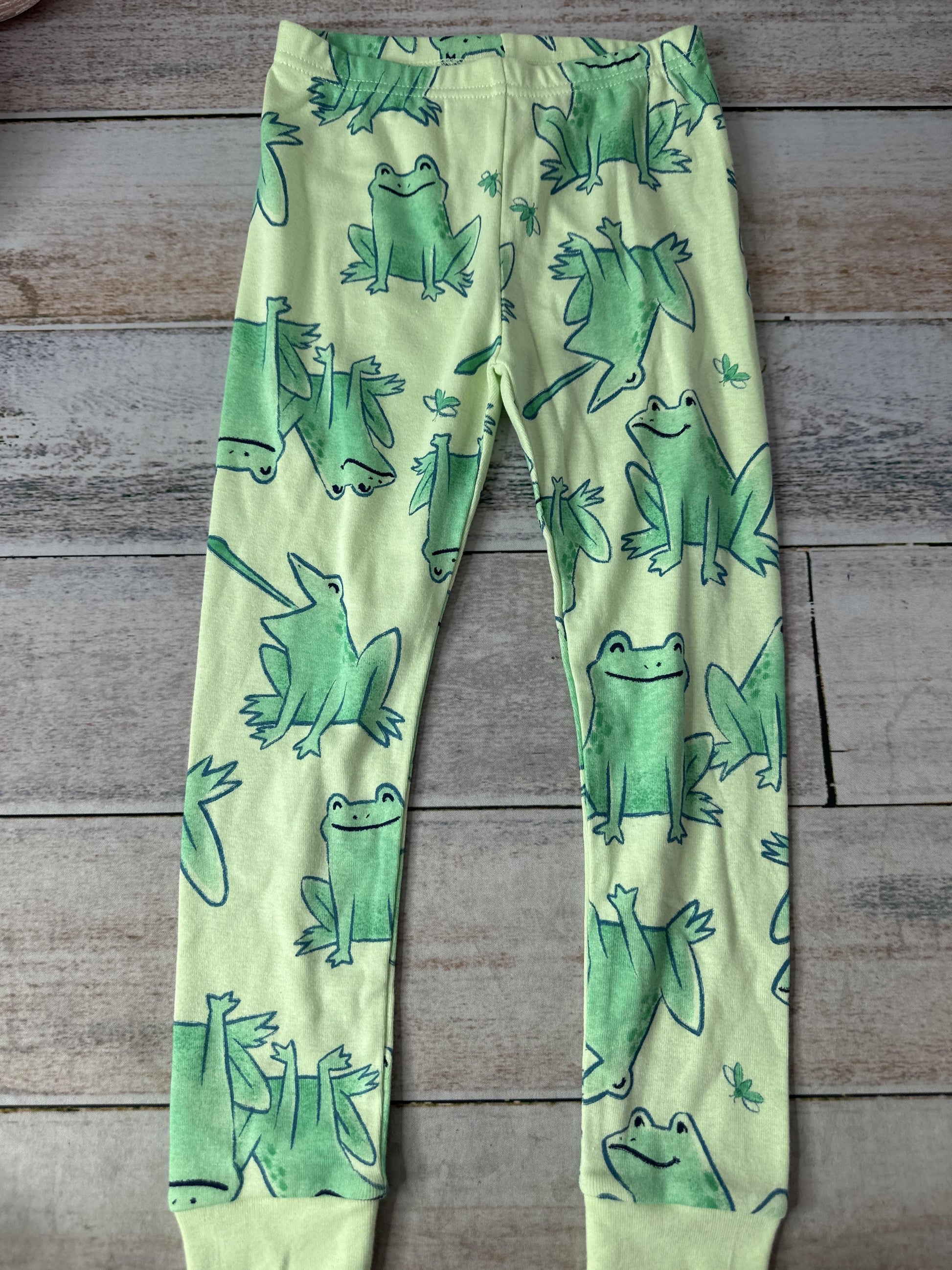 Unisex Pajamas Size: 4T