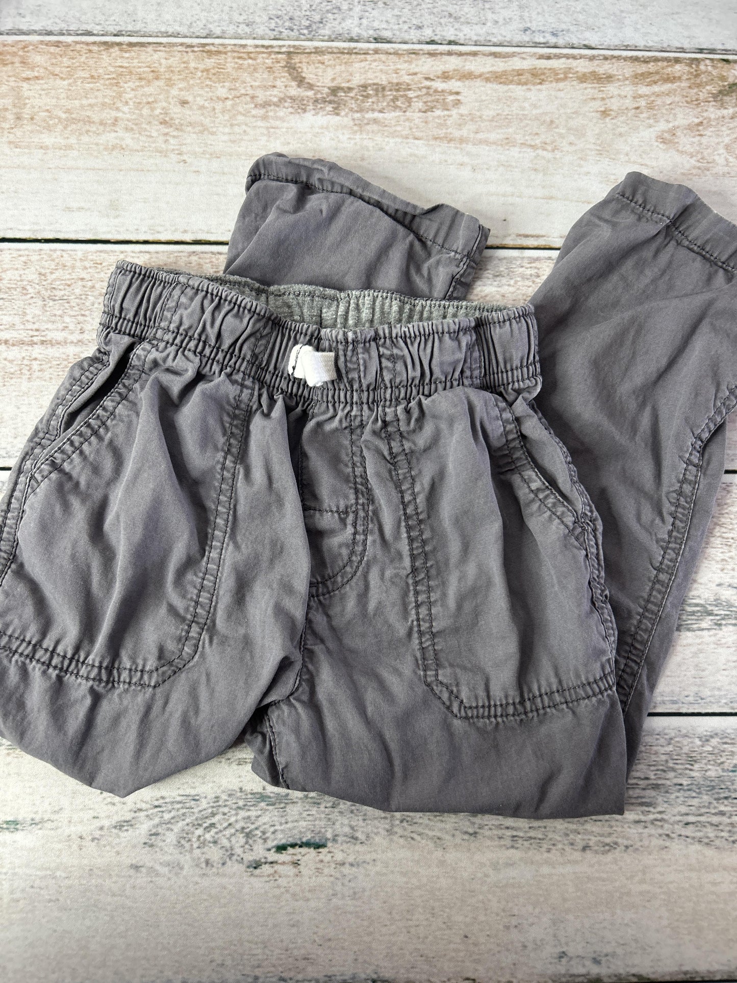 Unisex Pants Size: 4T