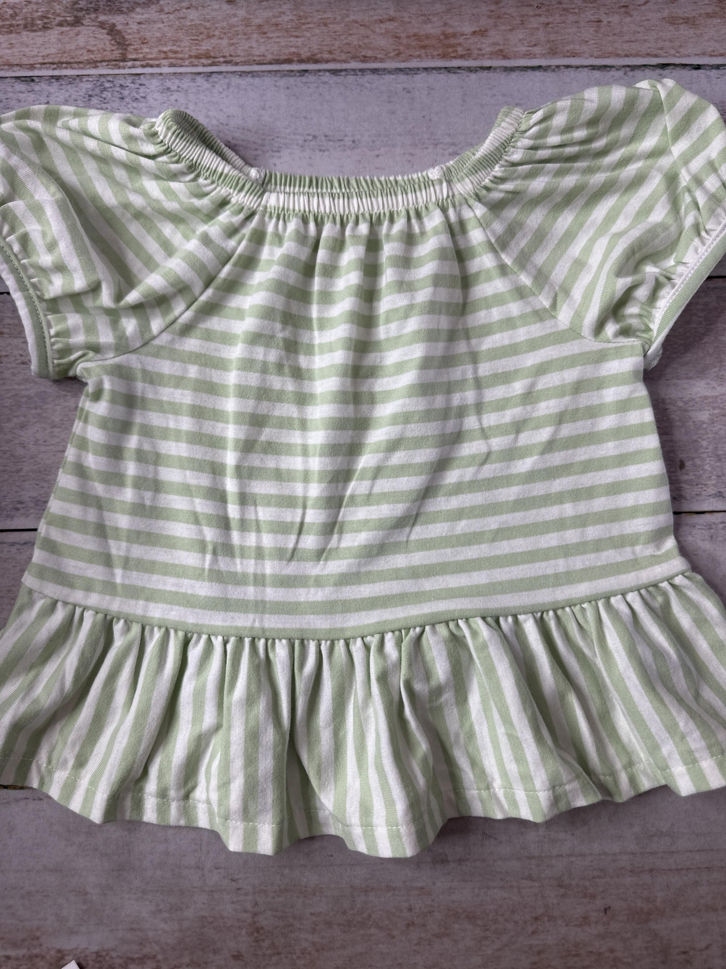 Unisex T-Shirt Size: 4T