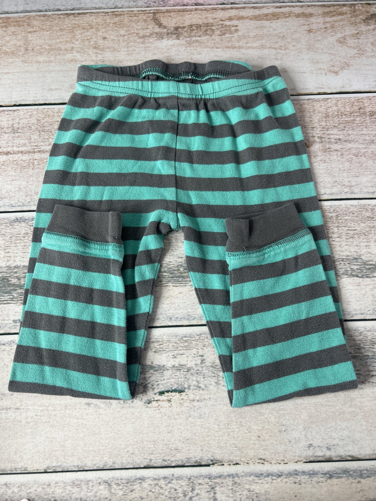 Unisex Pajamas Size: 4T